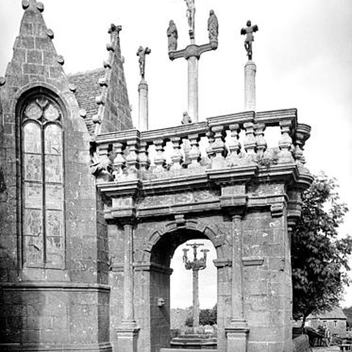 Photo de Église Notre-Dame de Lampaul-Guimiliau
