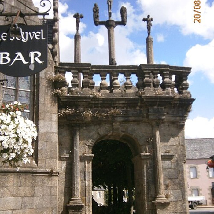 Photo de Église Notre-Dame de Lampaul-Guimiliau