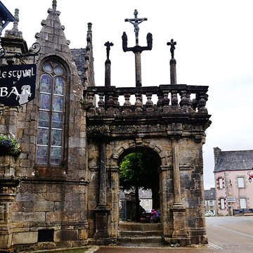 Église Notre-Dame de Lampaul-Guimiliau