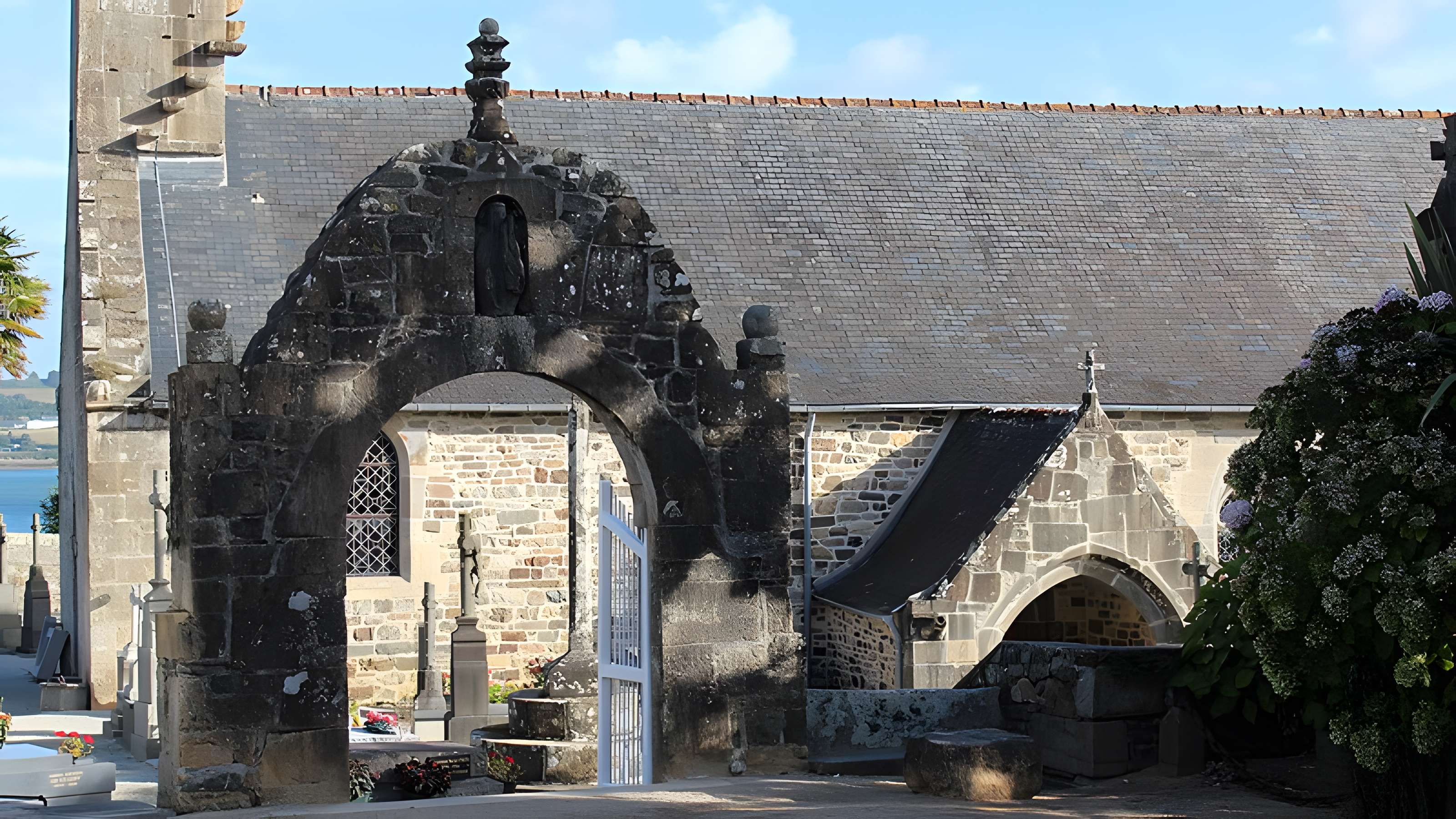 Église Notre-Dame de Landévennec