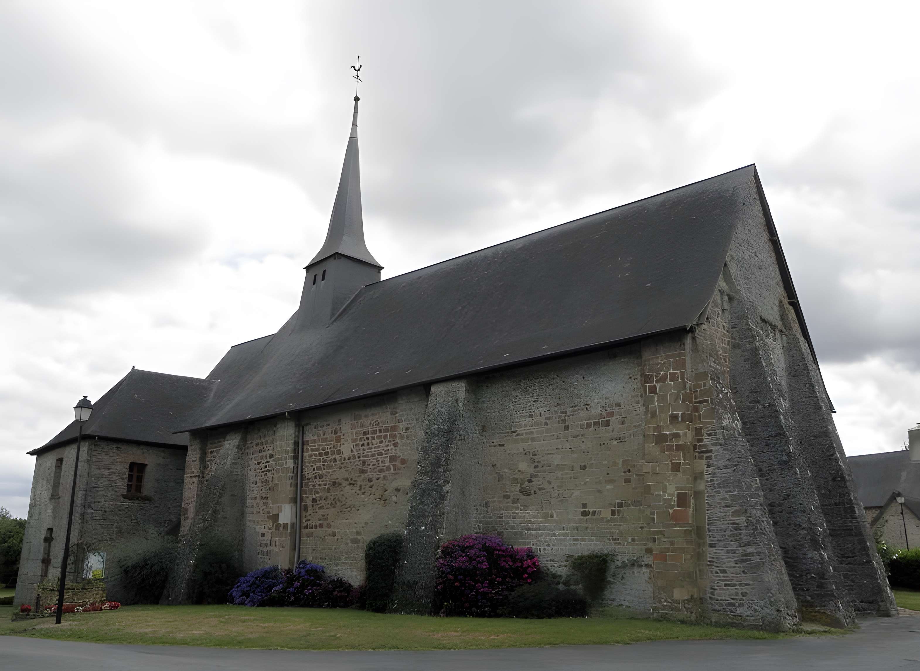 Église Notre-Dame de l'Assomption d'Arbrissel