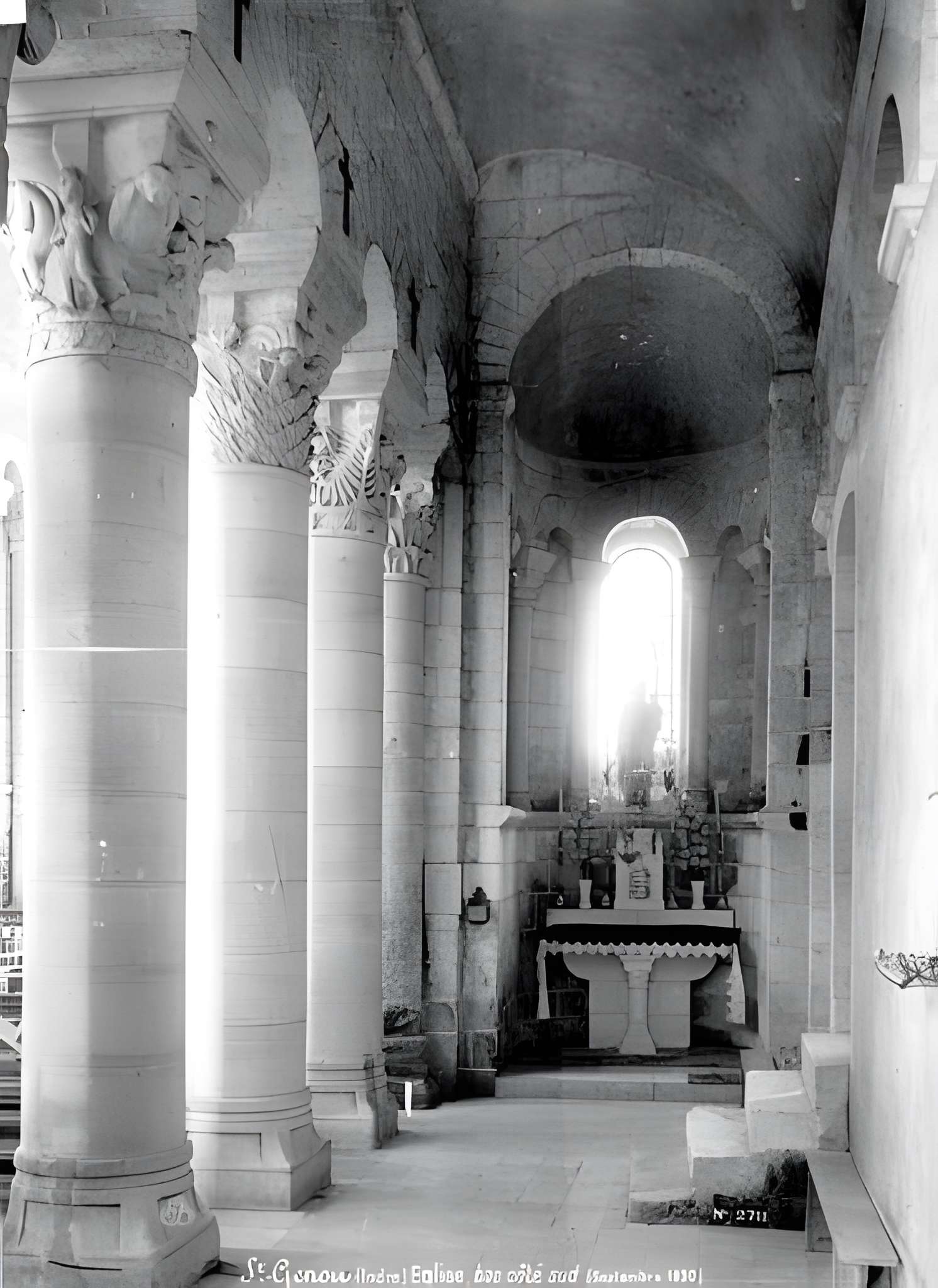 Abbatiale Saint-Genou