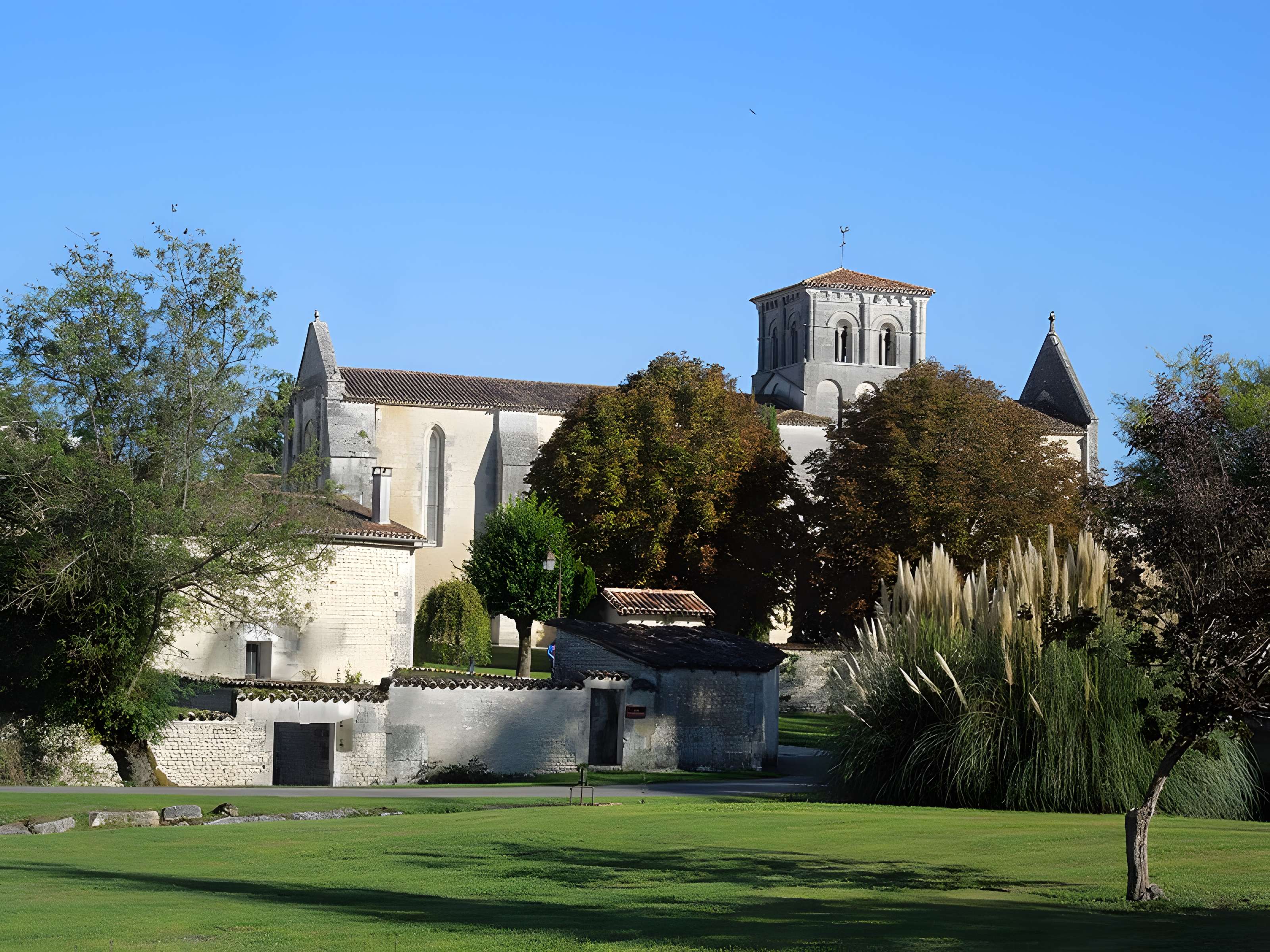 Église Notre-Dame de Lignières