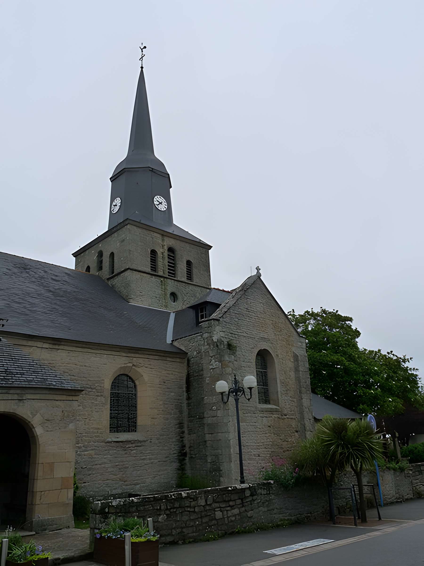Église Notre-Dame de Locmariaquer