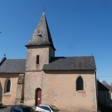 eglise notre dame de lorette de la chapelle baloue et une croix