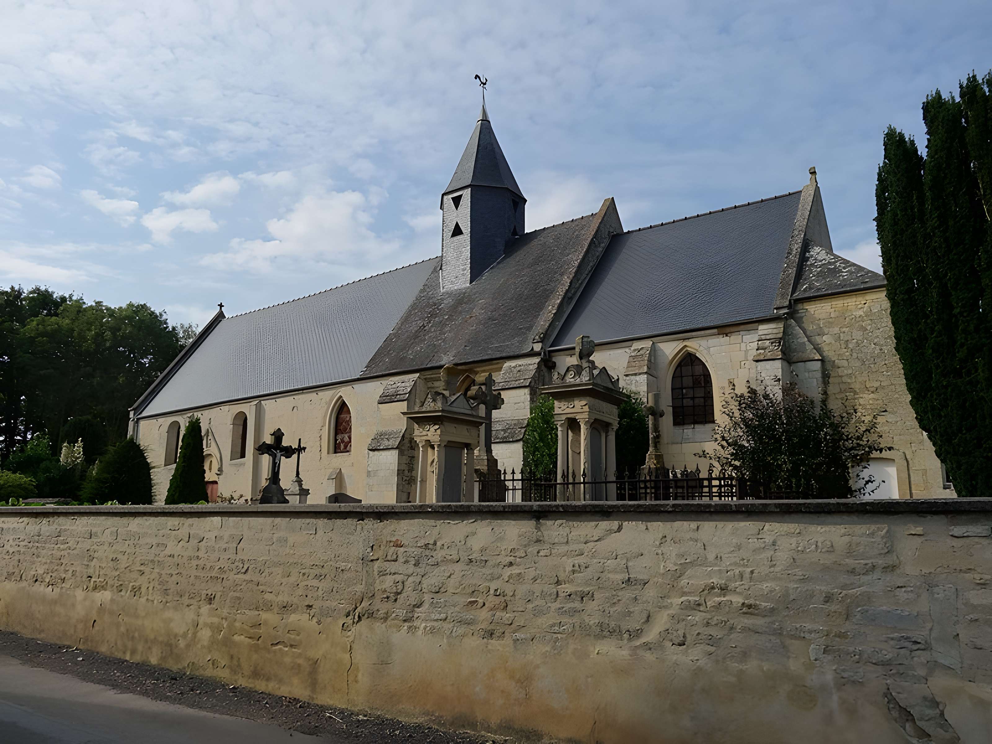 Église Notre-Dame de Loucelles
