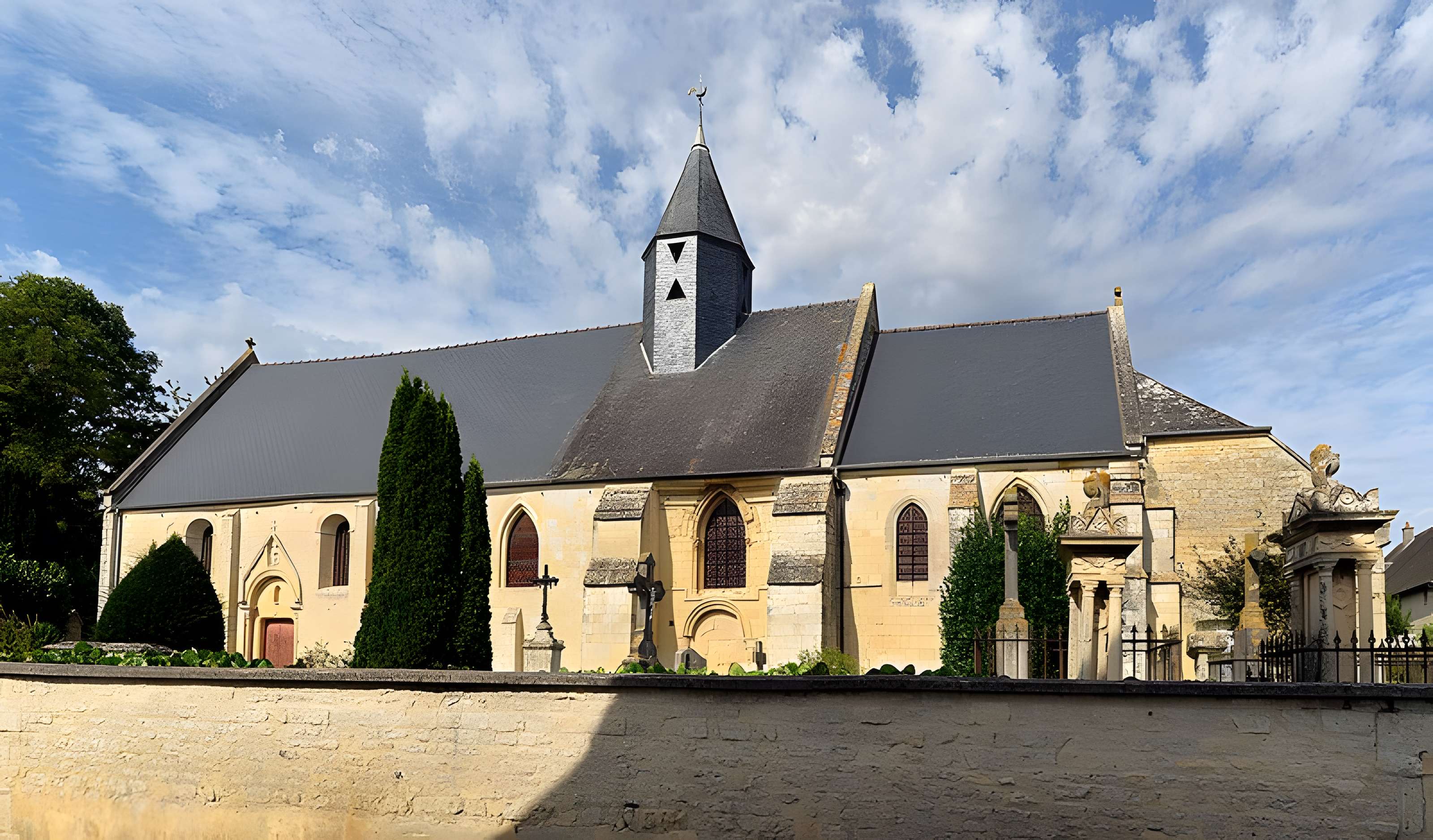 Église Notre-Dame de Loucelles