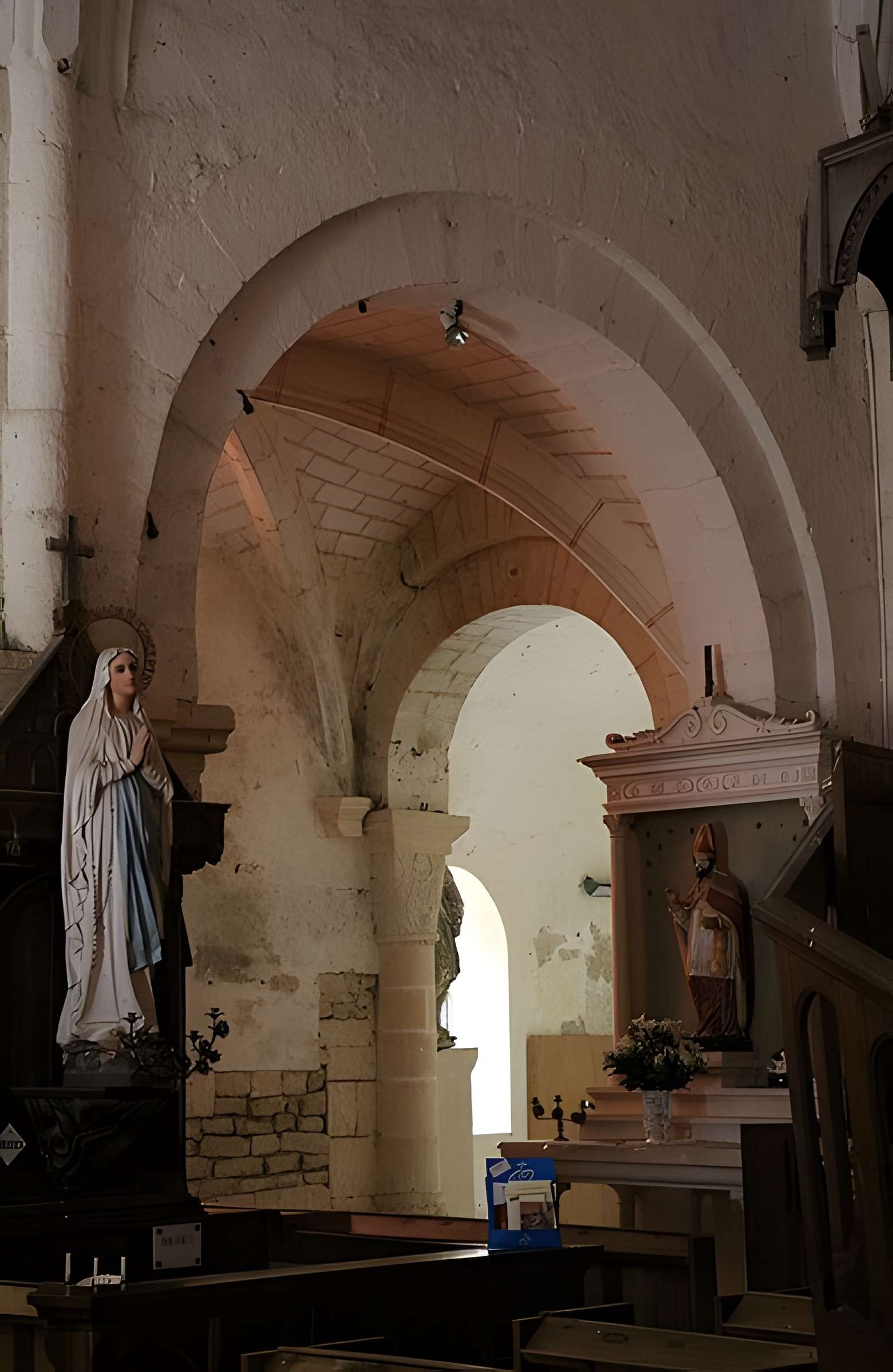 Église Notre-Dame de Lucy-sur-Yonne