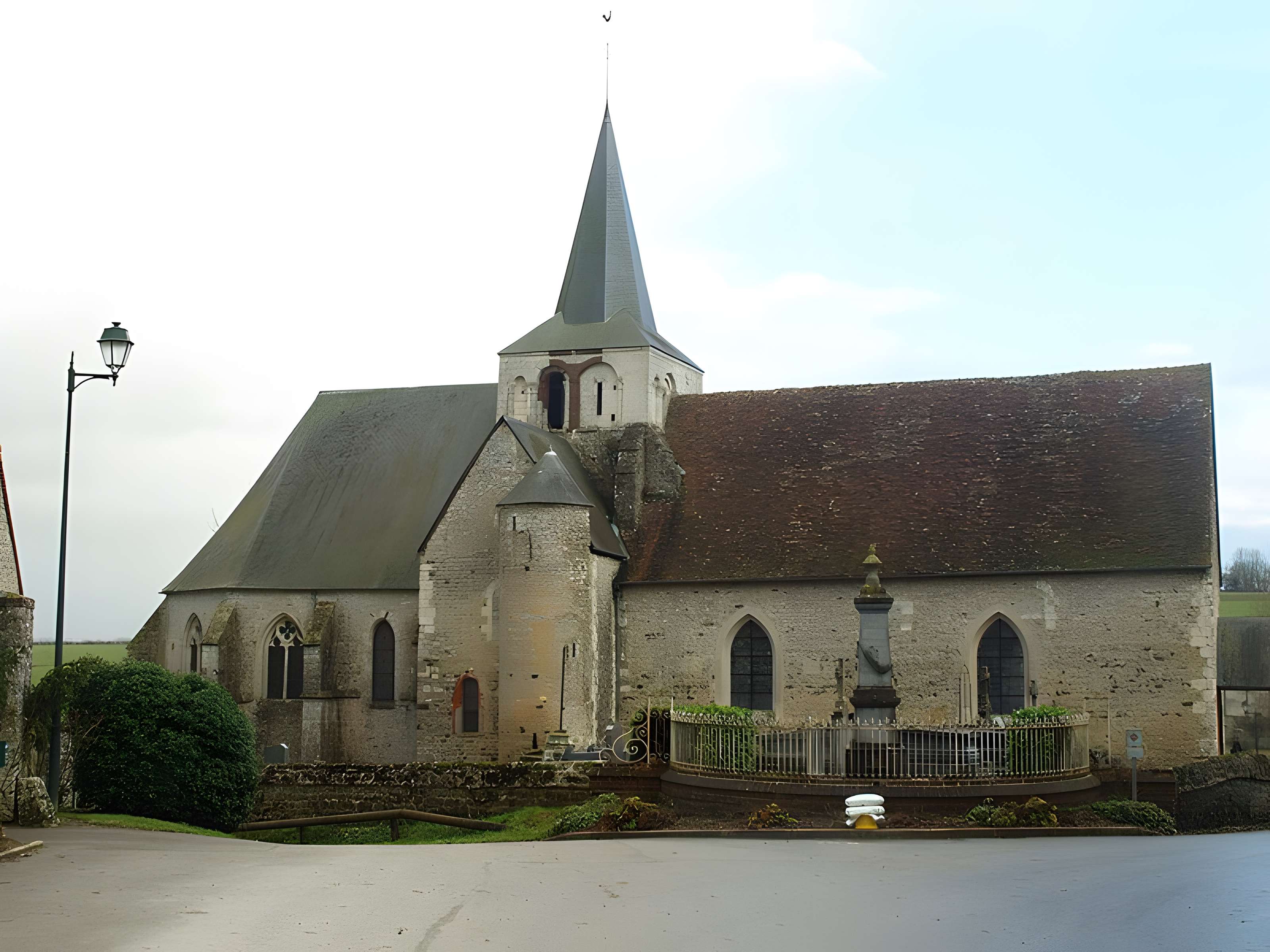 Église Notre-Dame de Menerval