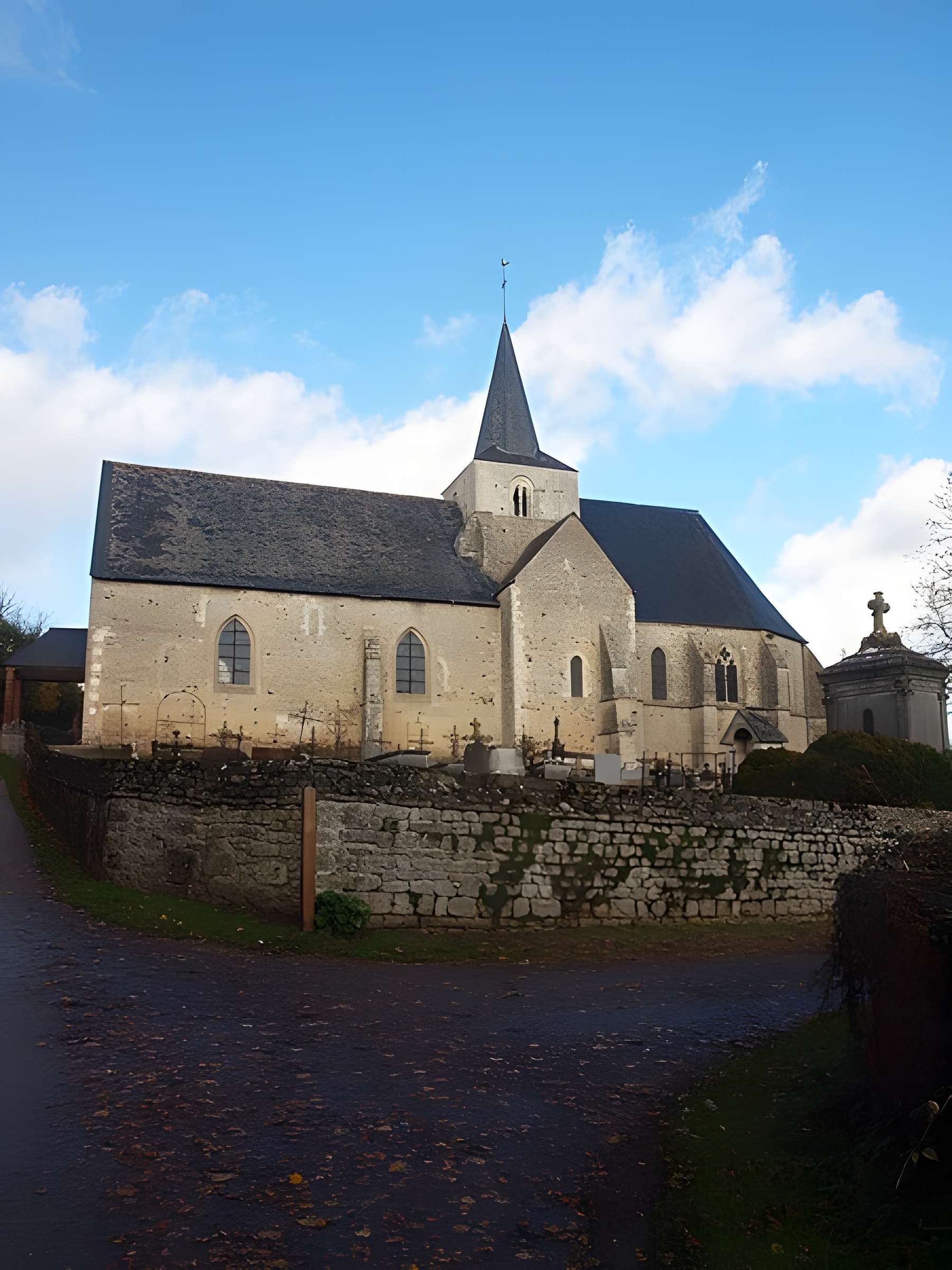 Église Notre-Dame de Menerval
