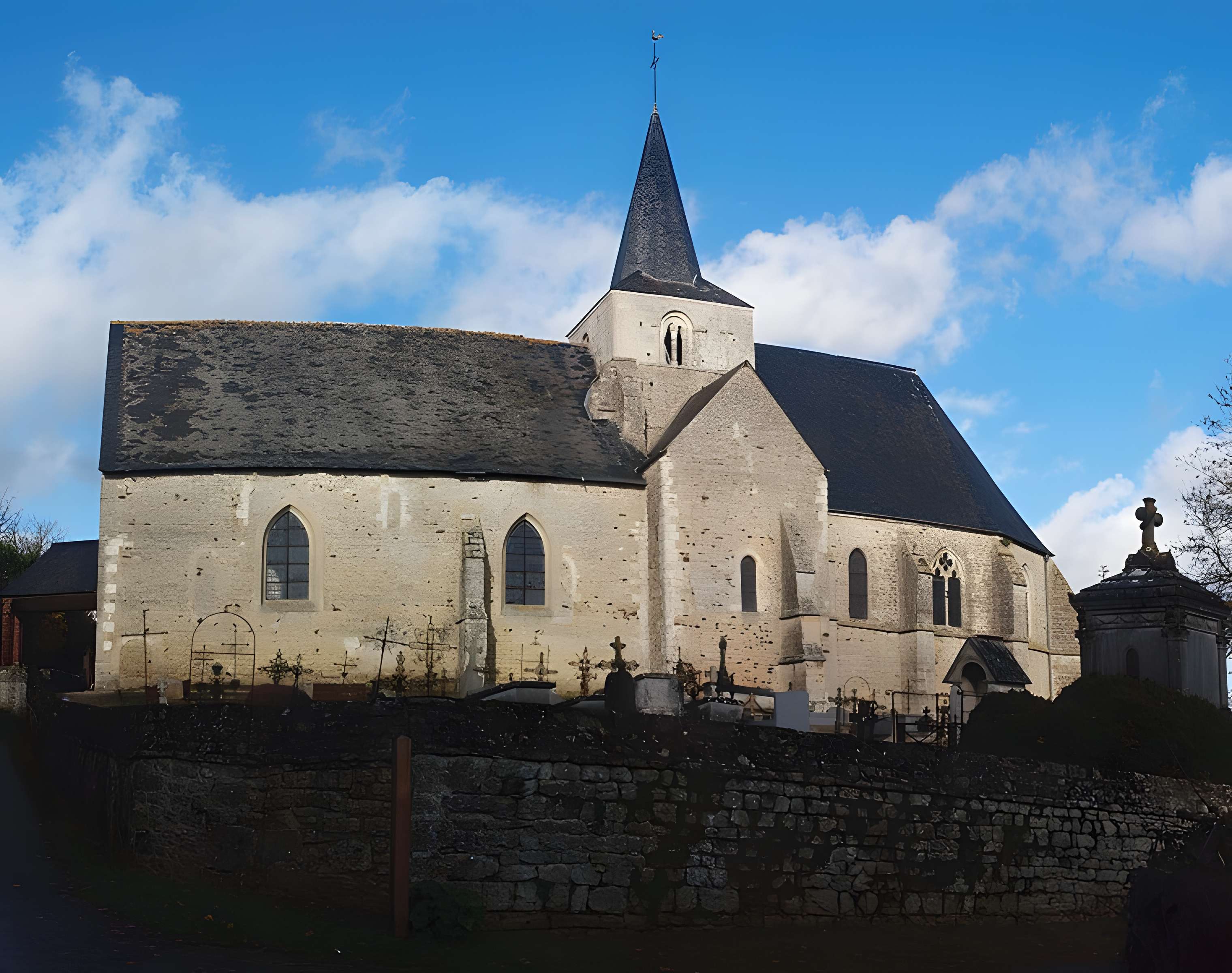 Église Notre-Dame de Menerval