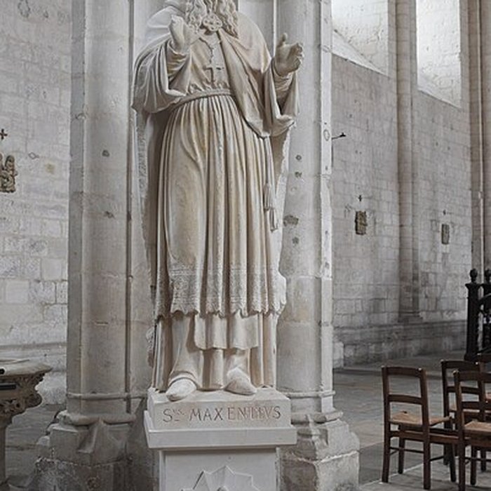Photo de Abbatiale Saint-Maixent de Saint-Maixent-lÉcole