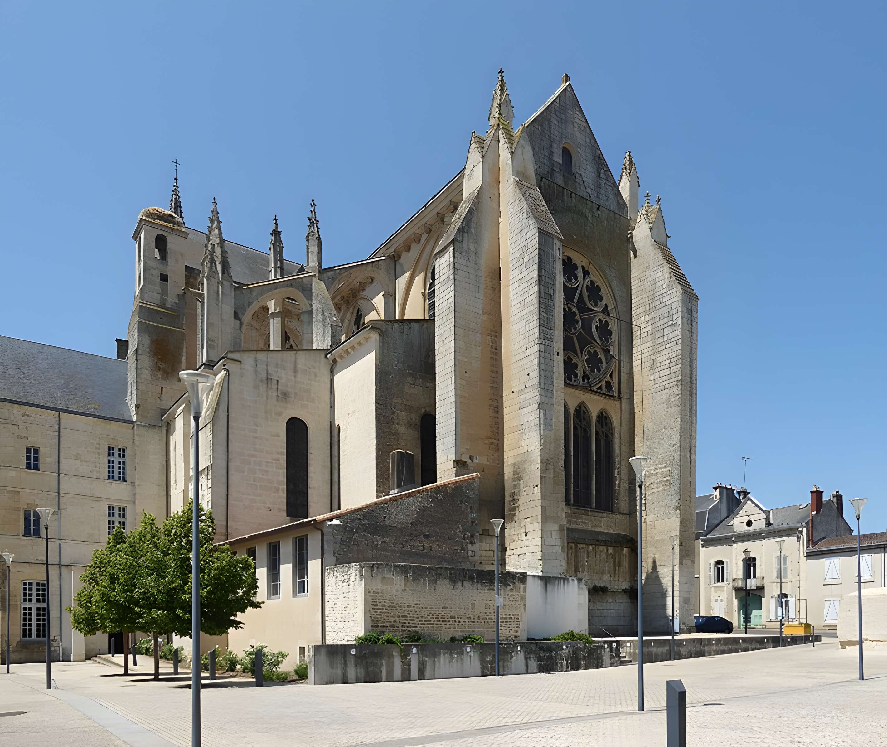 Abbatiale Saint-Maixent de Saint-Maixent-l'École