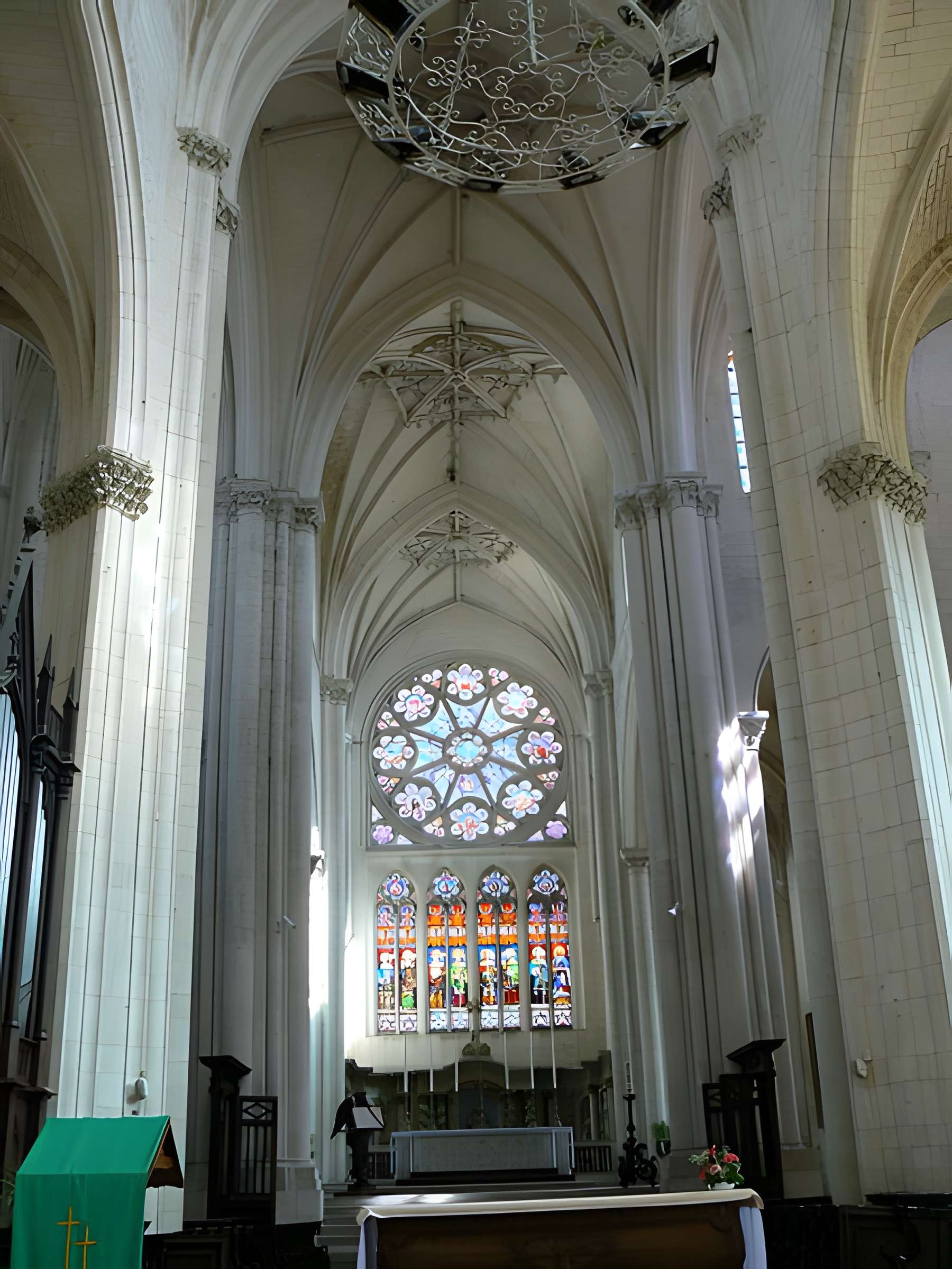 Abbatiale Saint-Maixent de Saint-Maixent-l'École
