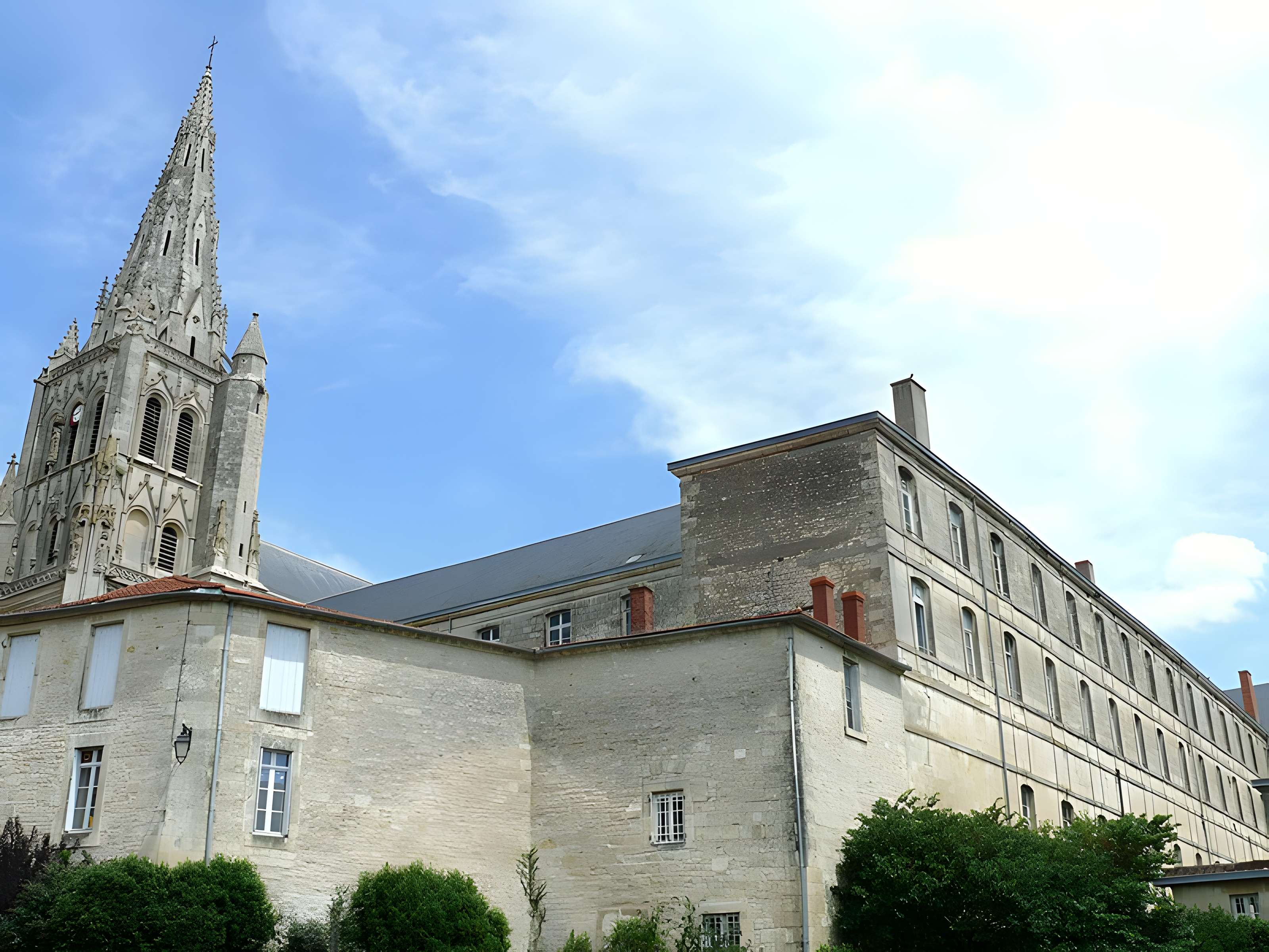 Abbatiale Saint-Maixent de Saint-Maixent-l'École