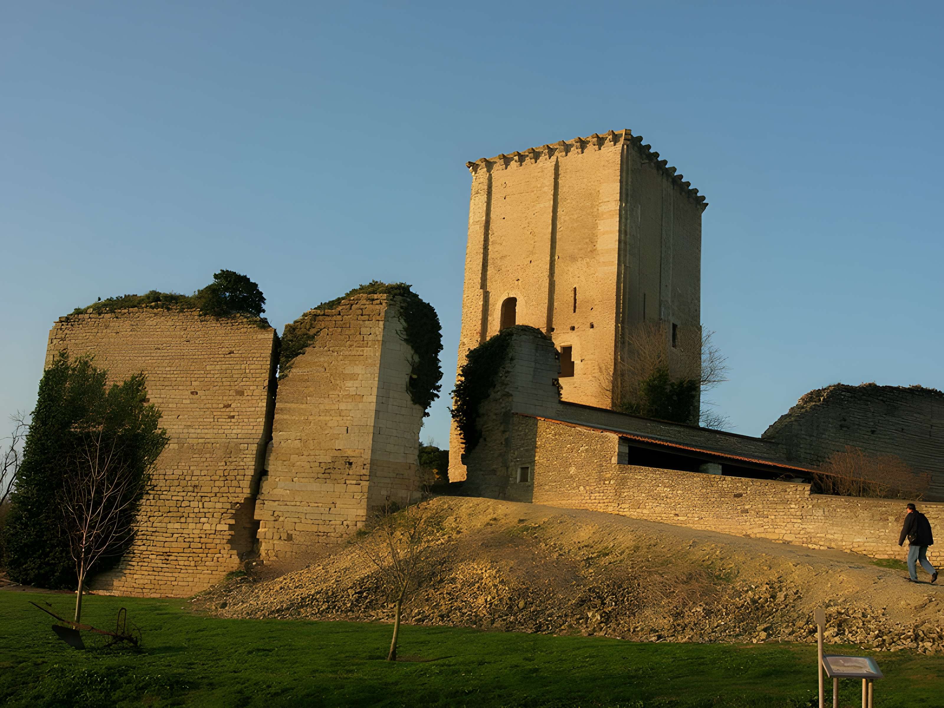 Église Notre-Dame de Moncontour