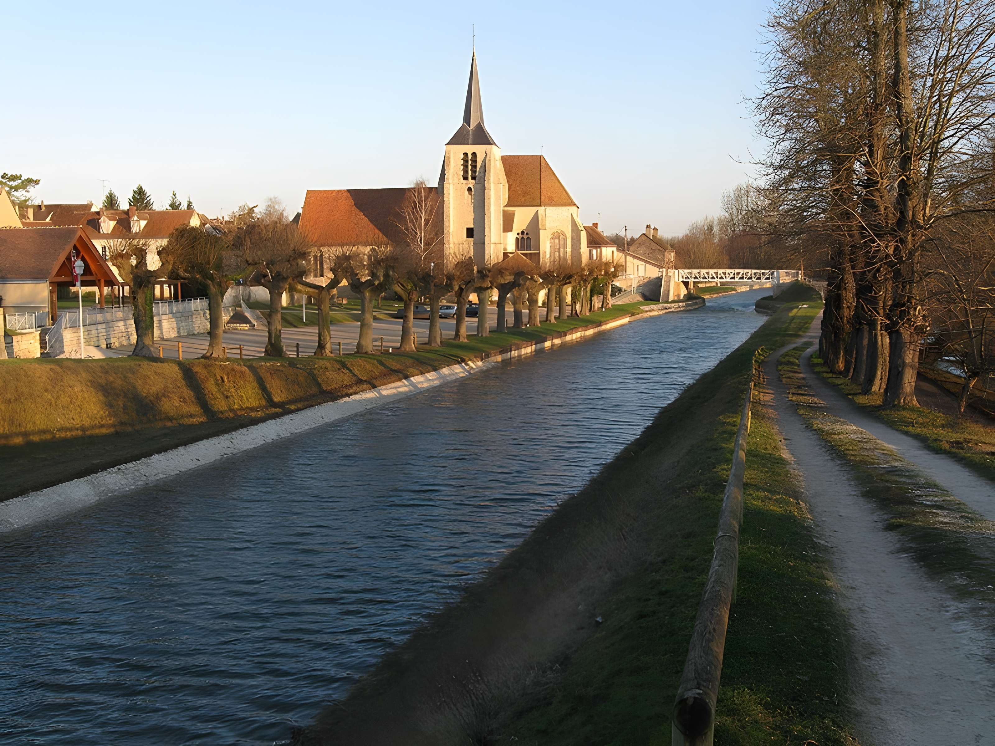 Église Notre-Dame de Montbouy