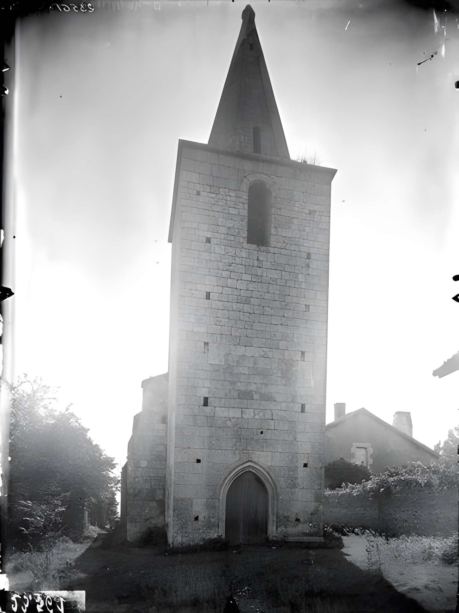 Église Notre-Dame de Morthemer