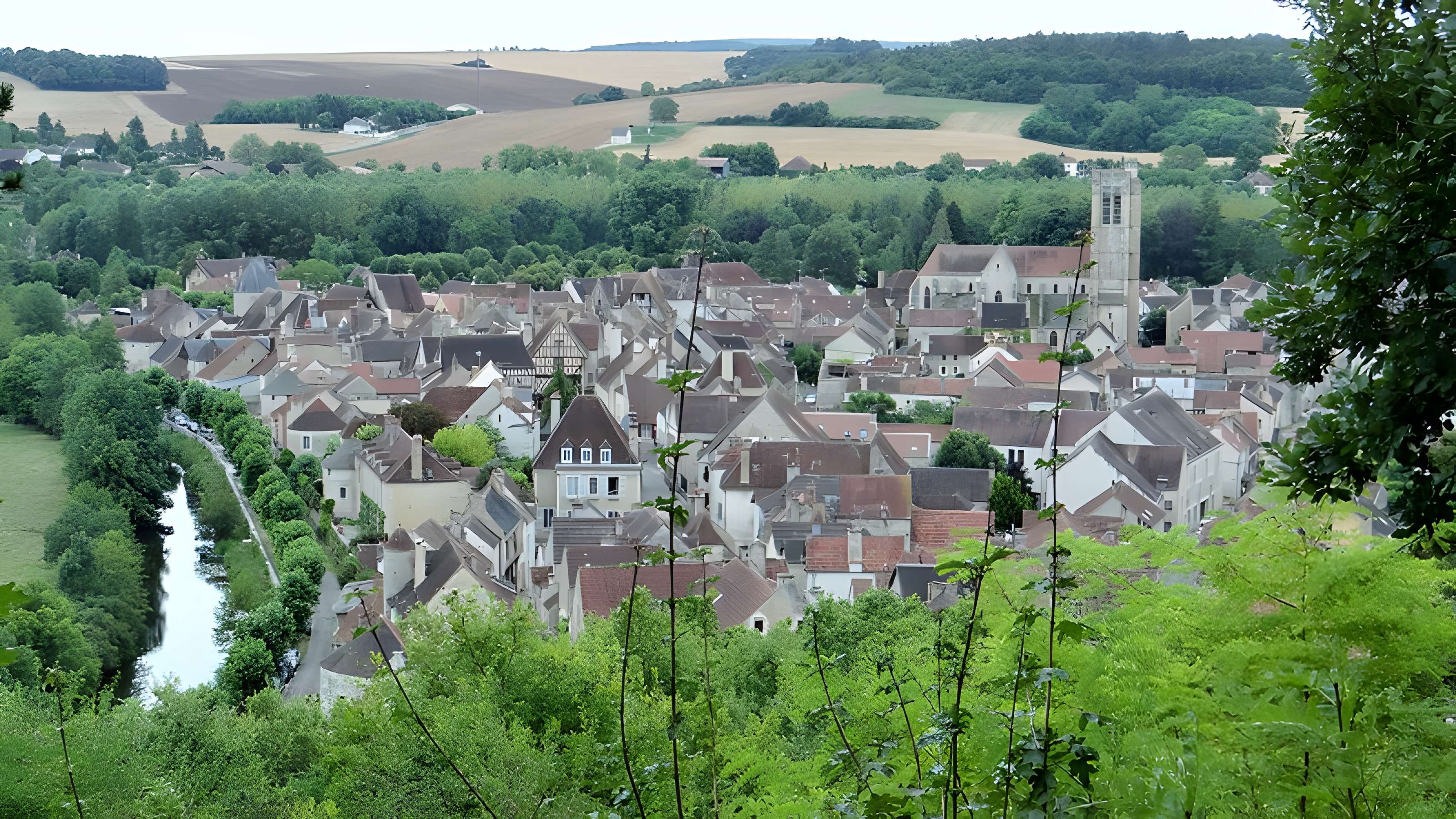 Église Notre-Dame de Noyers-sur-Serein