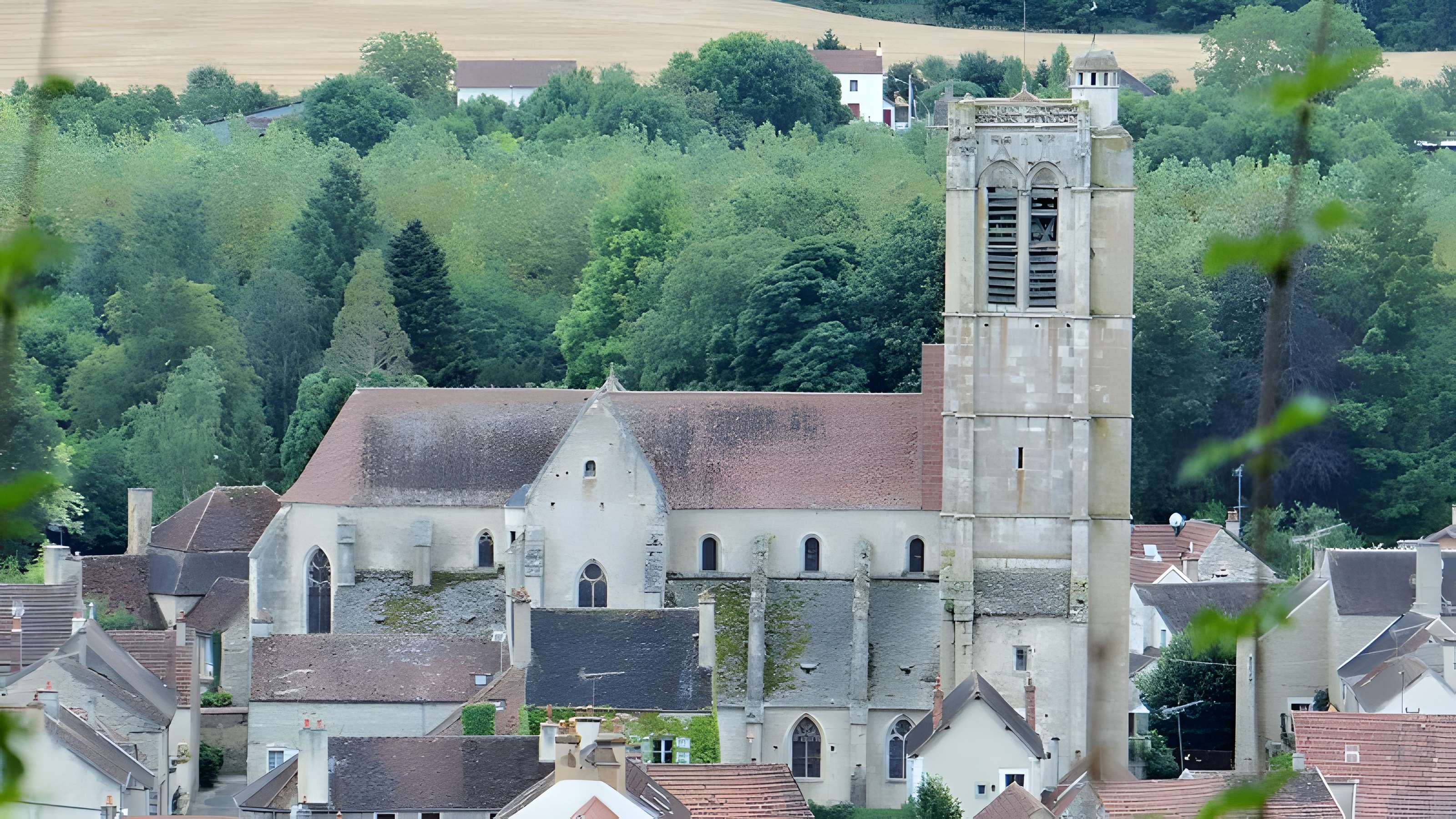 Église Notre-Dame de Noyers-sur-Serein