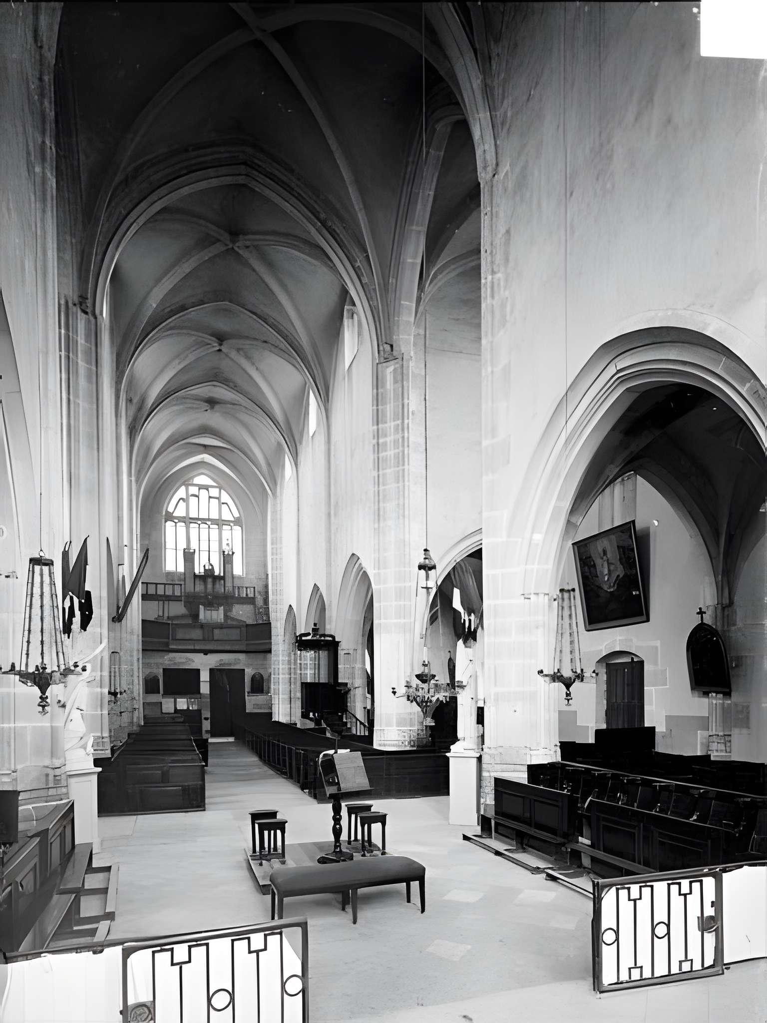 Église Notre-Dame de Noyers-sur-Serein