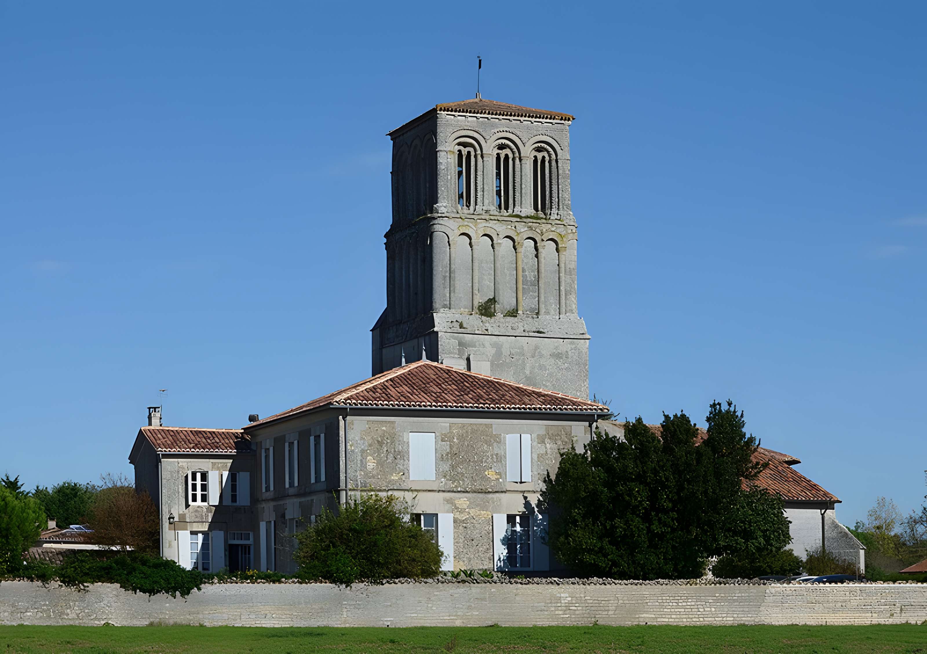 Église Notre-Dame de Thézac