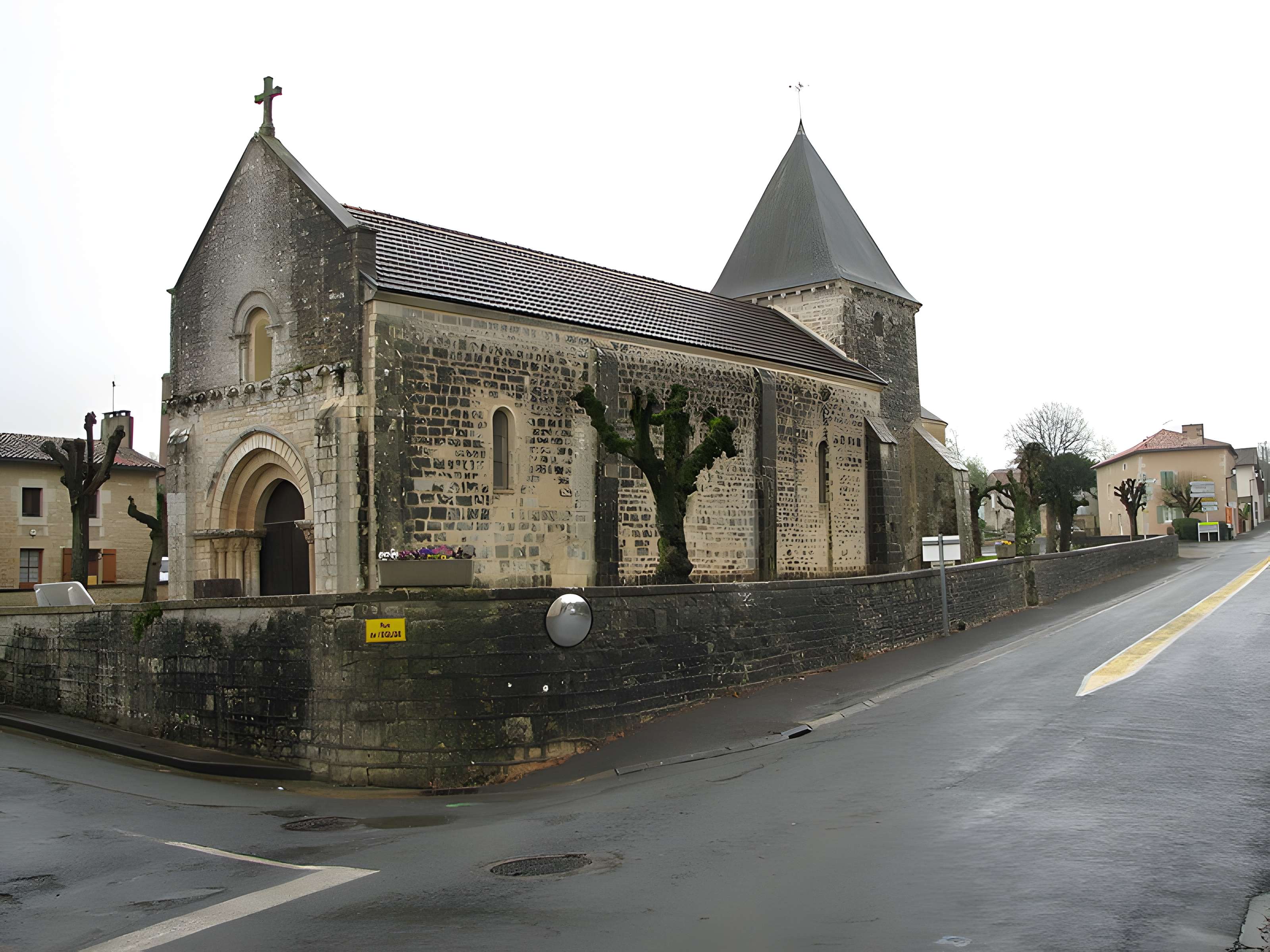 Église Notre-Dame de Vaux