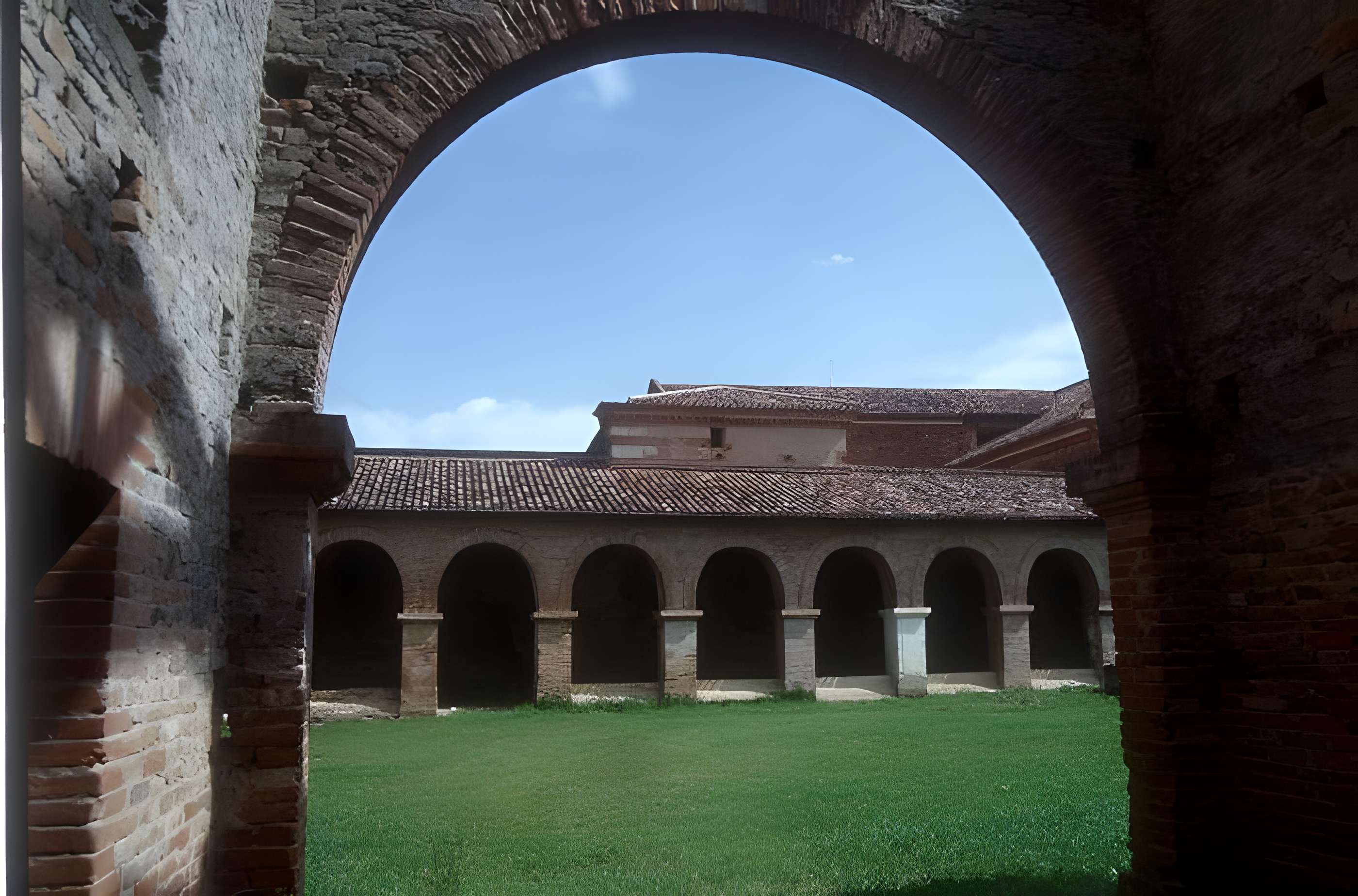 Abbaye de Belleperche 