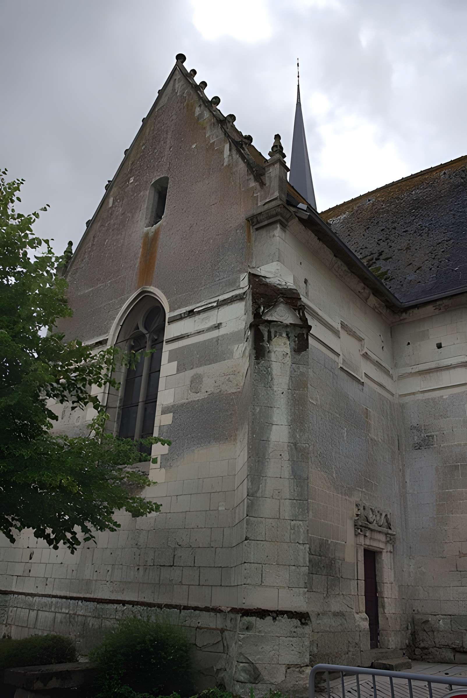 Église Notre-Dame de Véretz