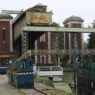Ascenseur à bateaux des Fontinettes