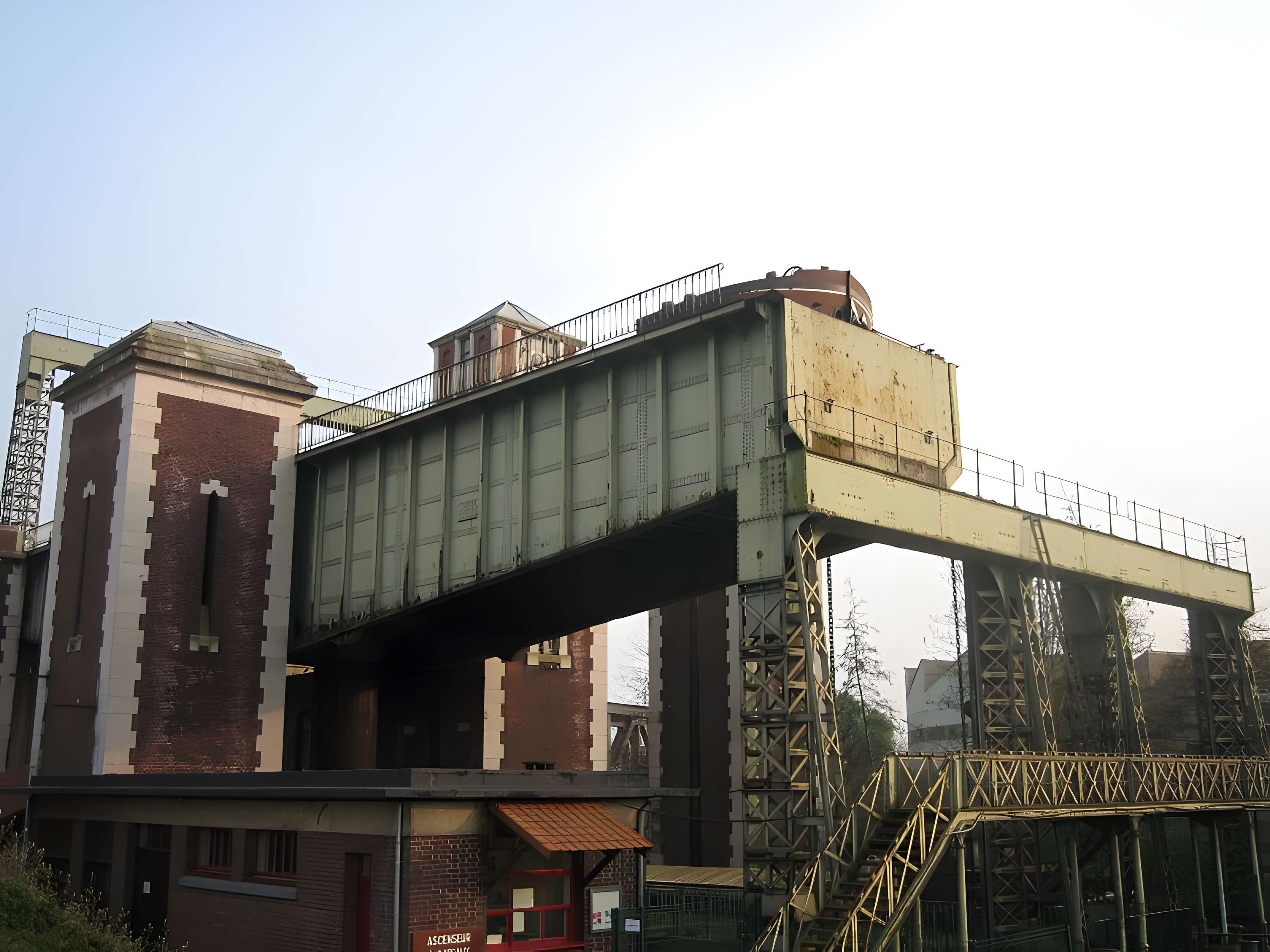 Ascenseur à bateaux des Fontinettes
