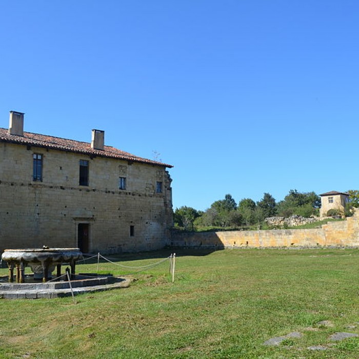 Photo de Abbaye de Bonnefont  également sur commune de Proupiary
