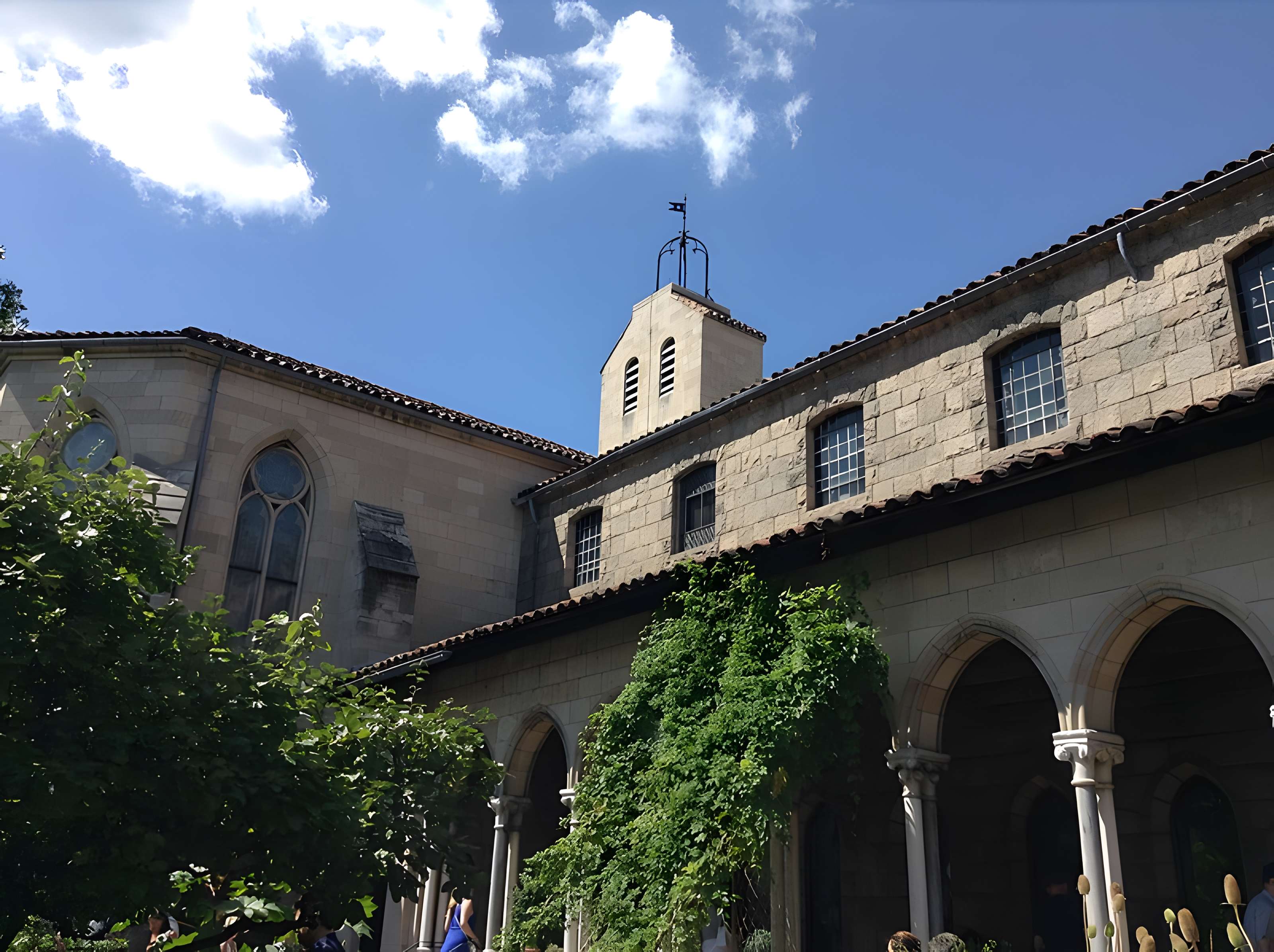 Abbaye de Bonnefont à Proupiary