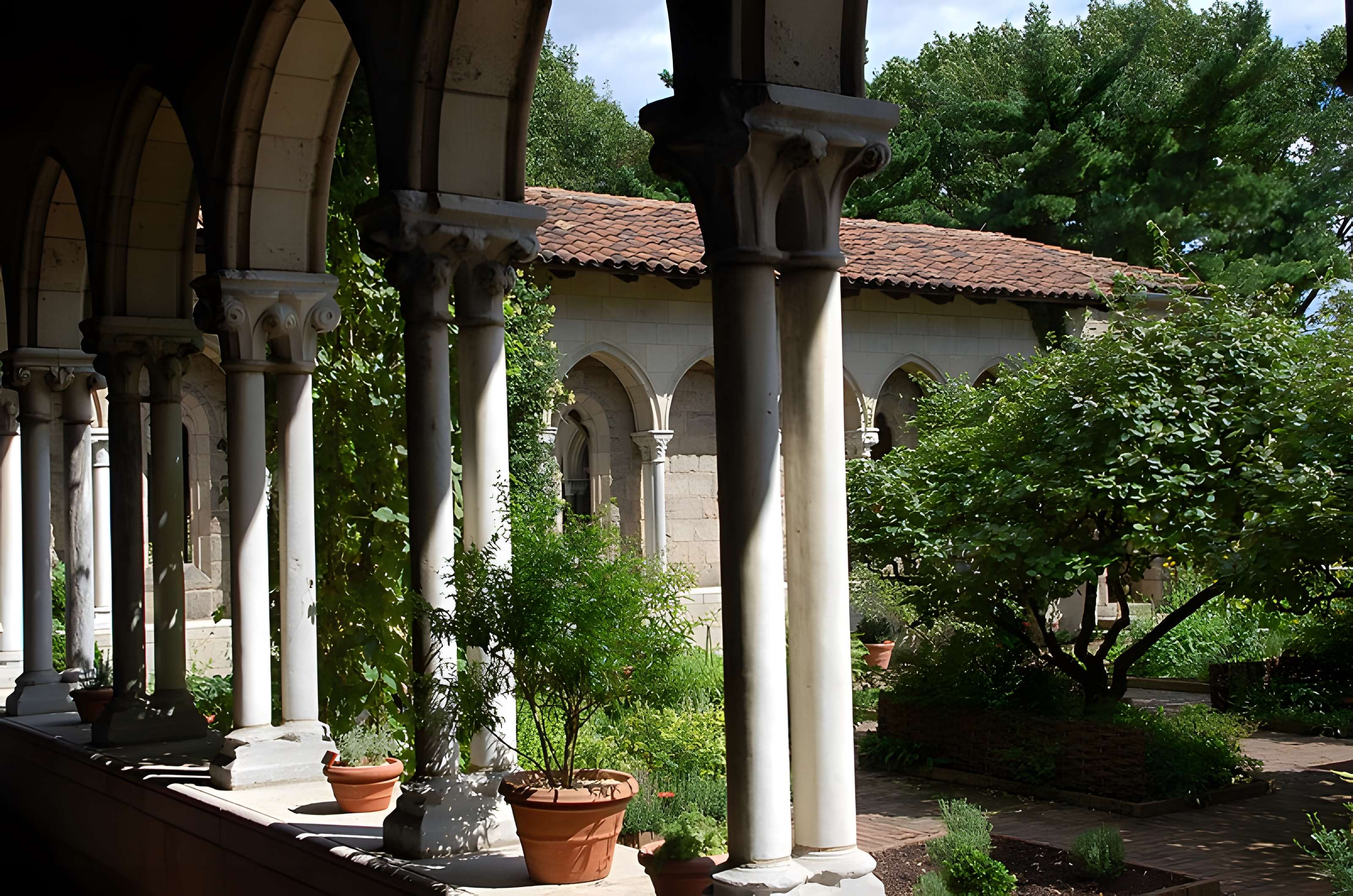 Abbaye de Bonnefont à Proupiary