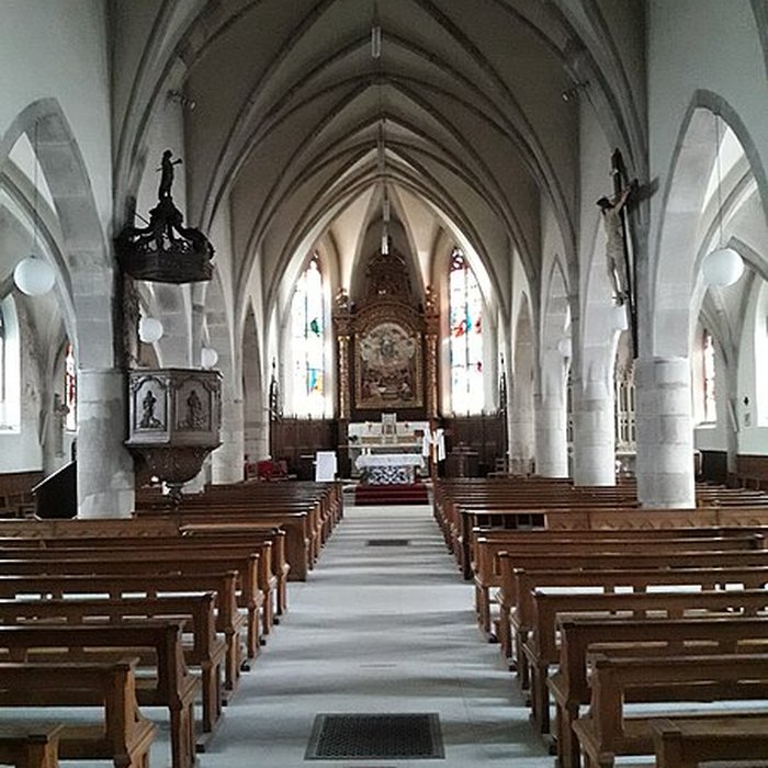 Photo de Église Notre-Dame et 3 croix de Val-dAjol