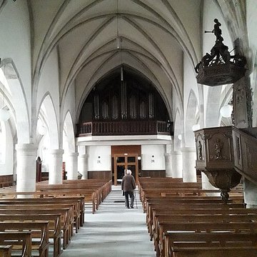 Église Notre-Dame et 3 croix de Val-dAjol