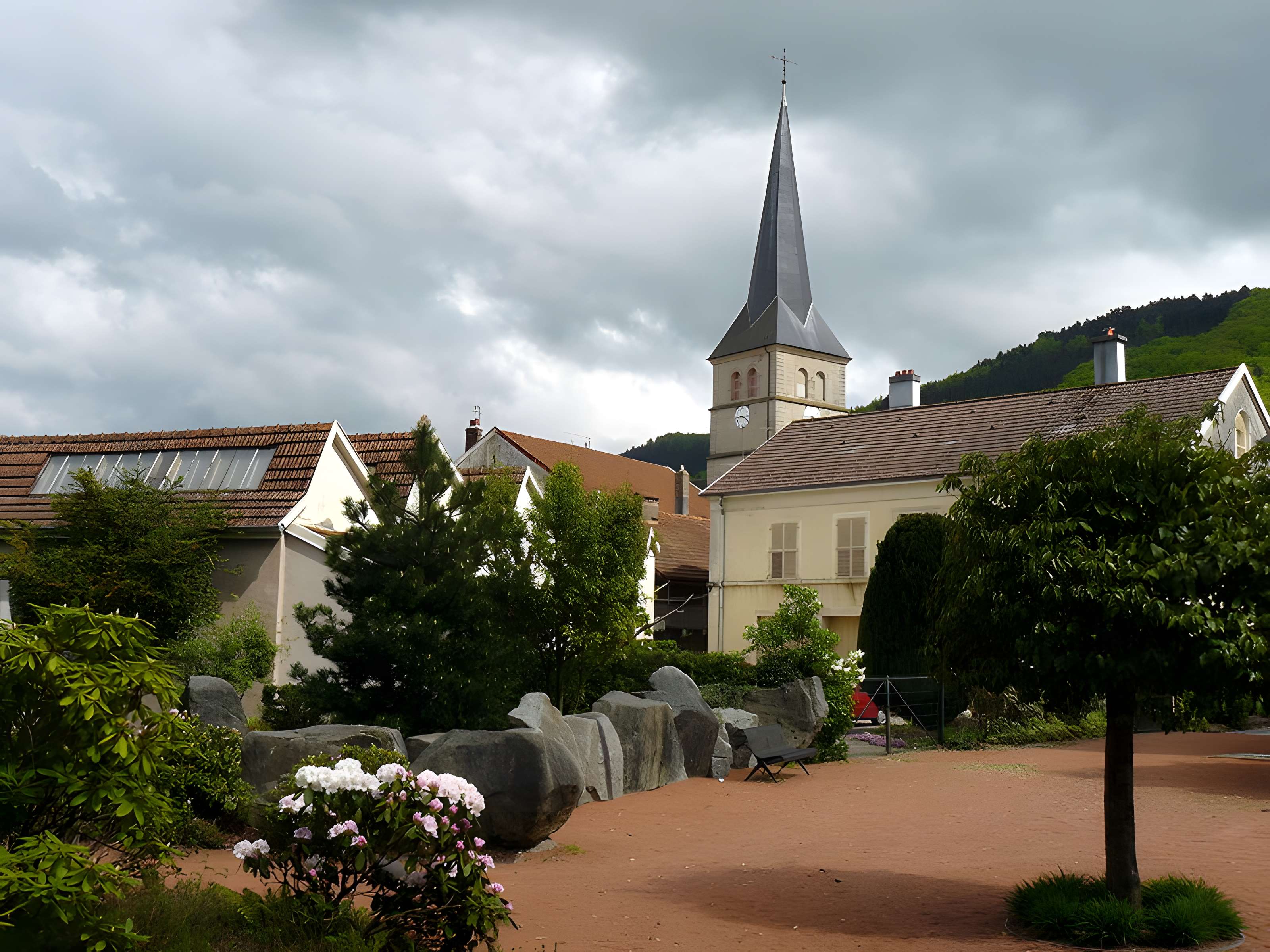 Église Notre-Dame et 3 croix de Val-d'Ajol