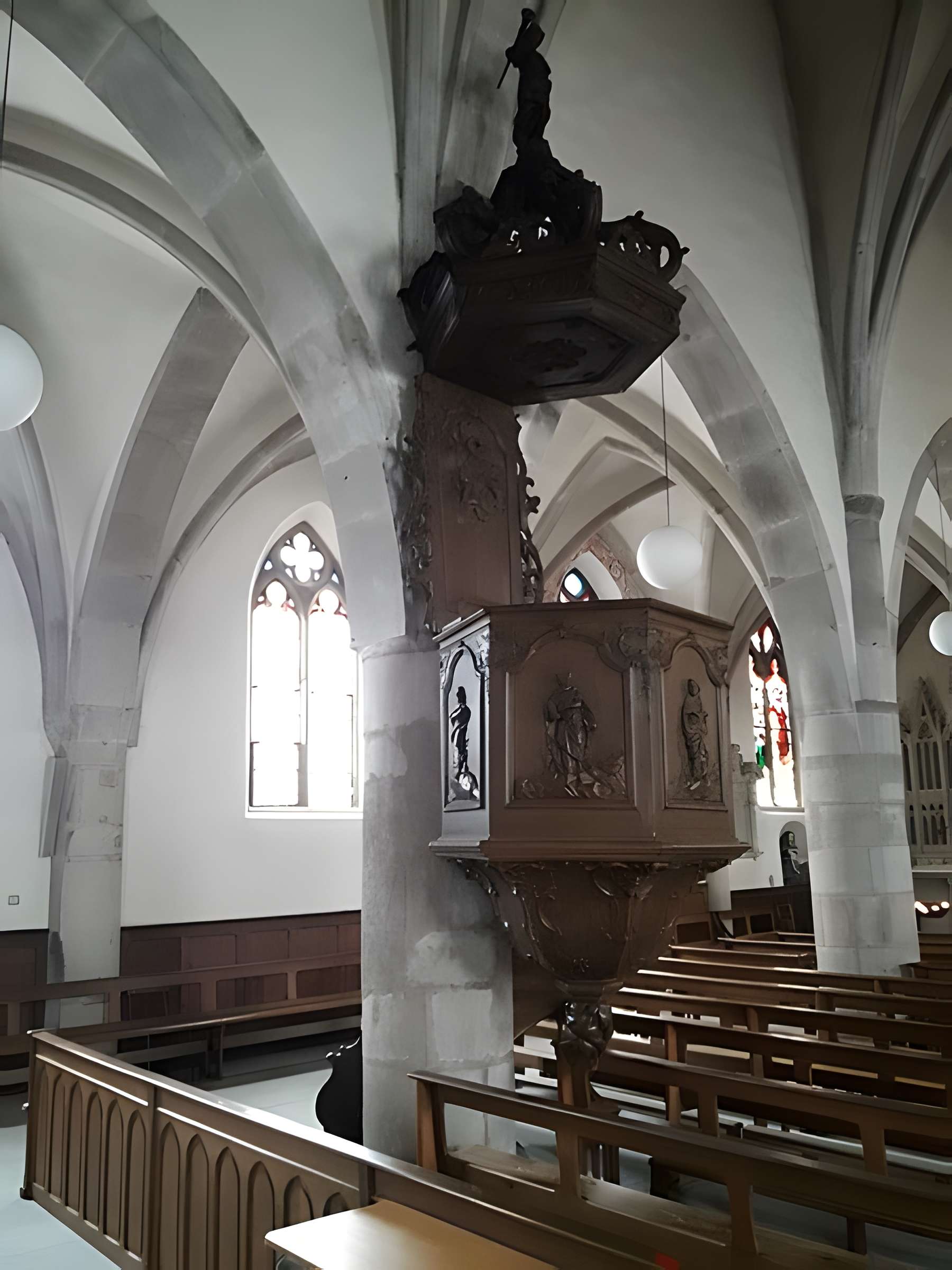 Église Notre-Dame et 3 croix de Val-d'Ajol