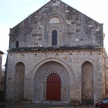 eglise notre dame et croix de plaisance