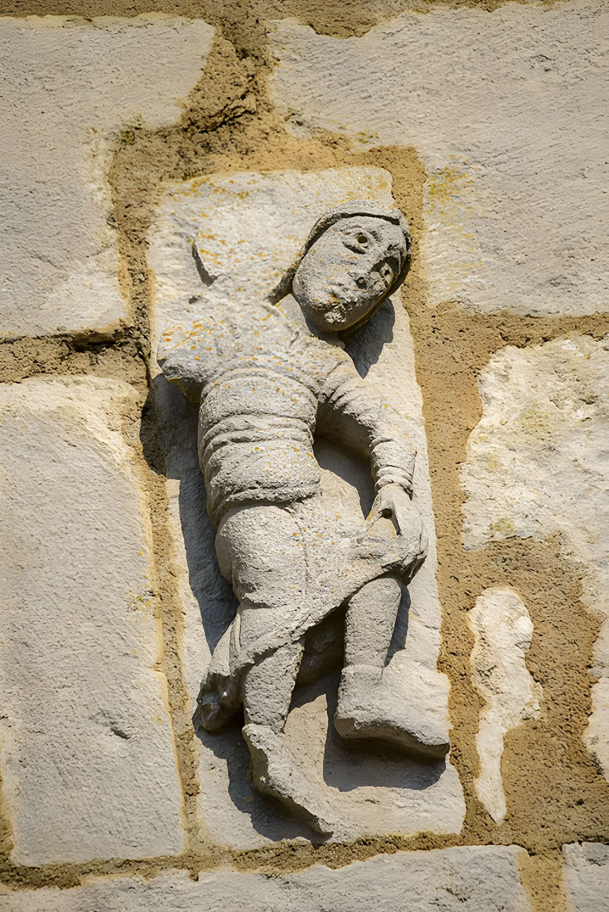 Église Notre-Dame et croix de Plaisance