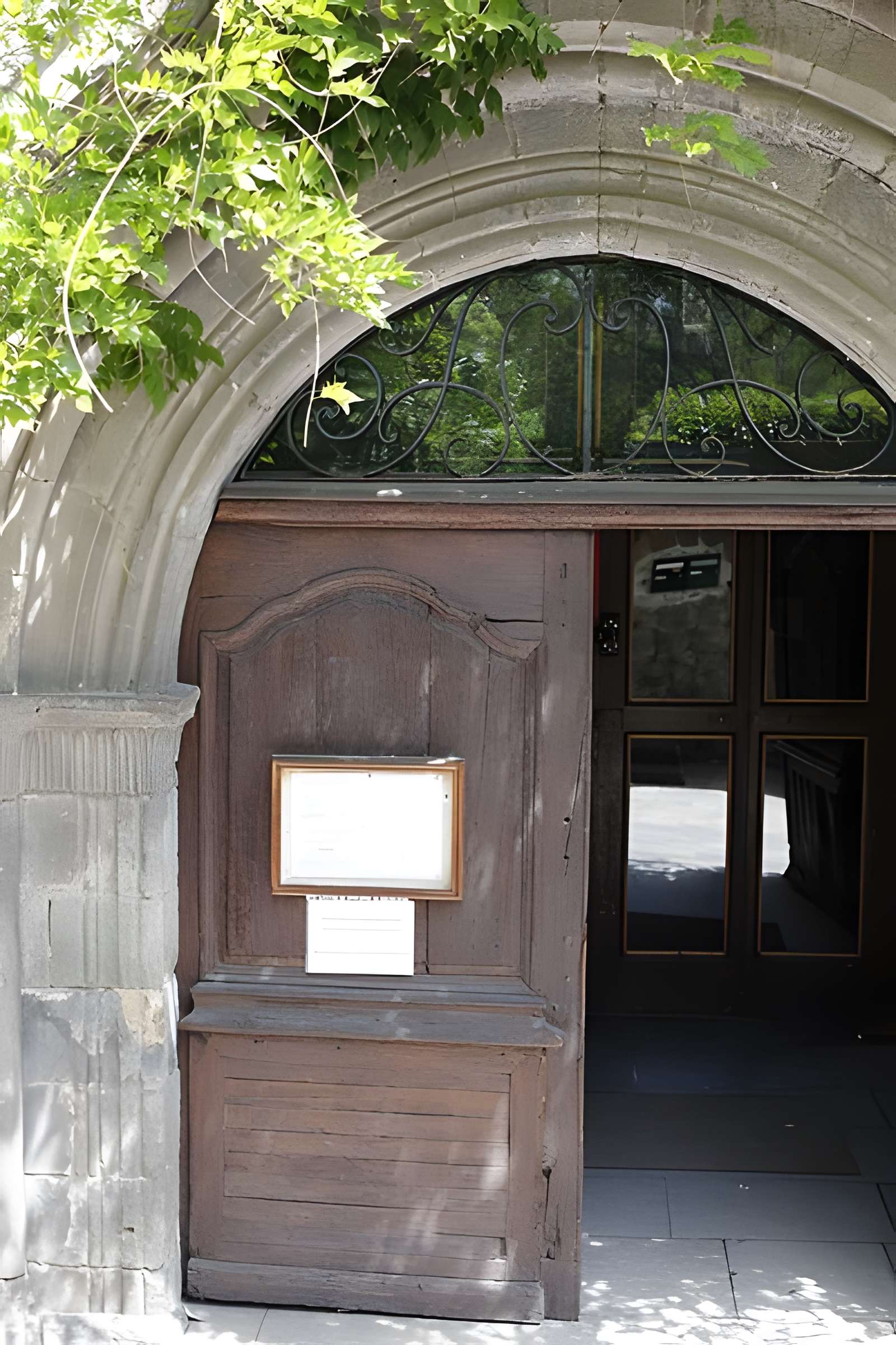 Église Notre-Dame-aux-Neiges d'Aurillac