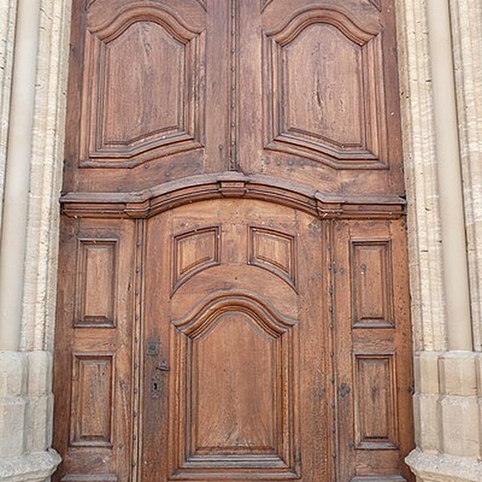 Photo de Église Notre-Dame-de-Beaulieu de Cucuron