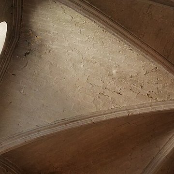 Église Notre-Dame-de-Beaulieu de Cucuron