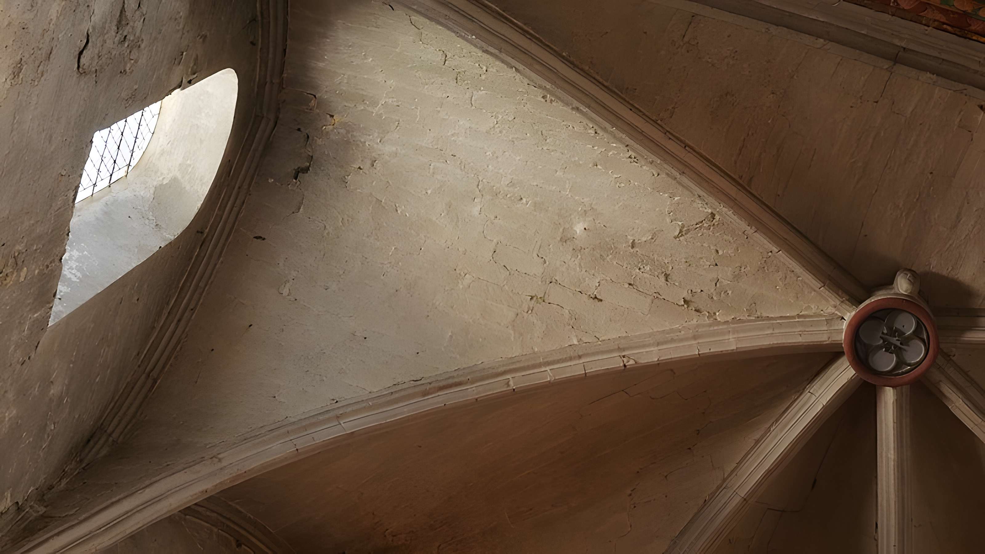 Église Notre-Dame-de-Beaulieu de Cucuron