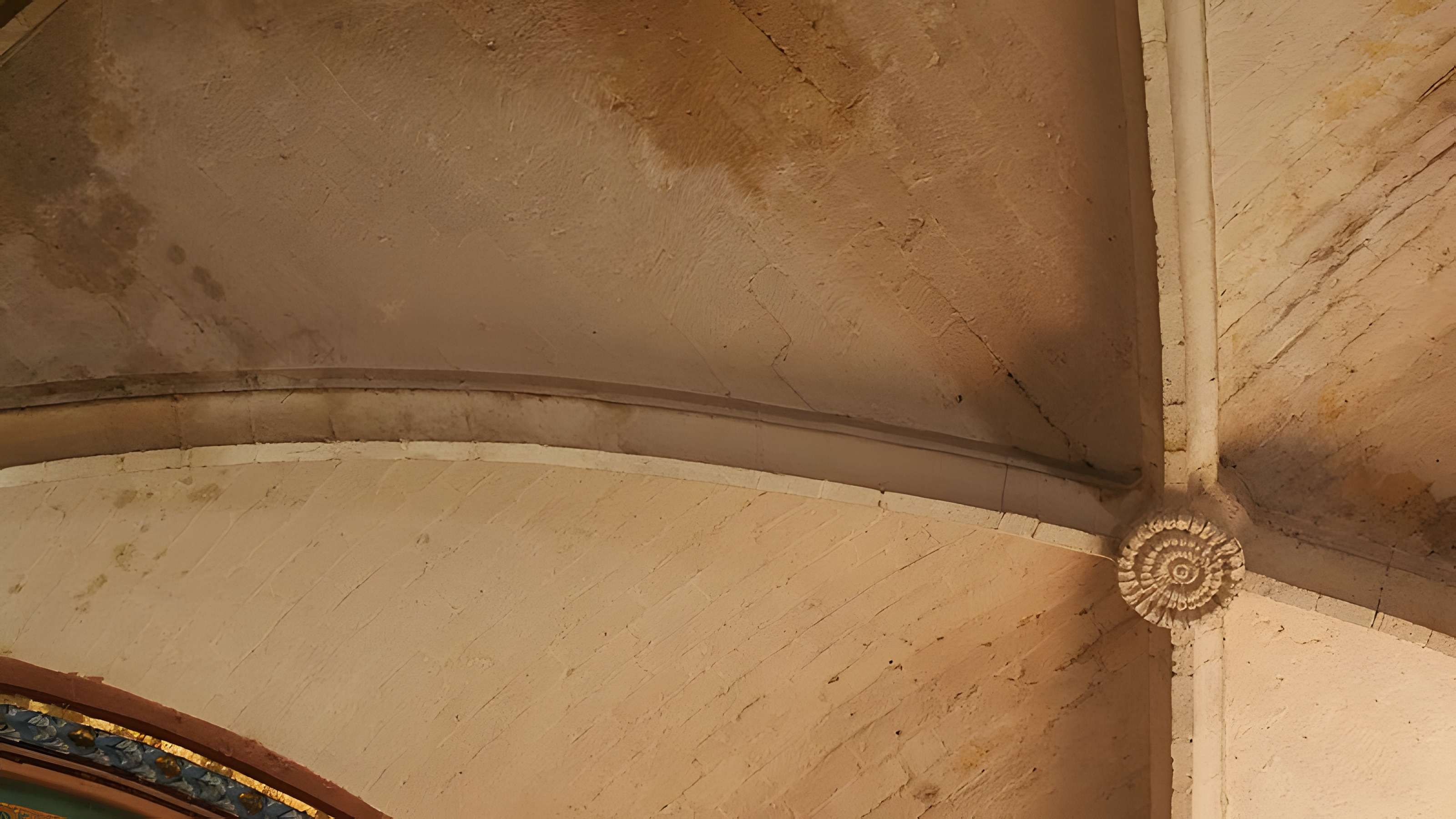 Église Notre-Dame-de-Beaulieu de Cucuron