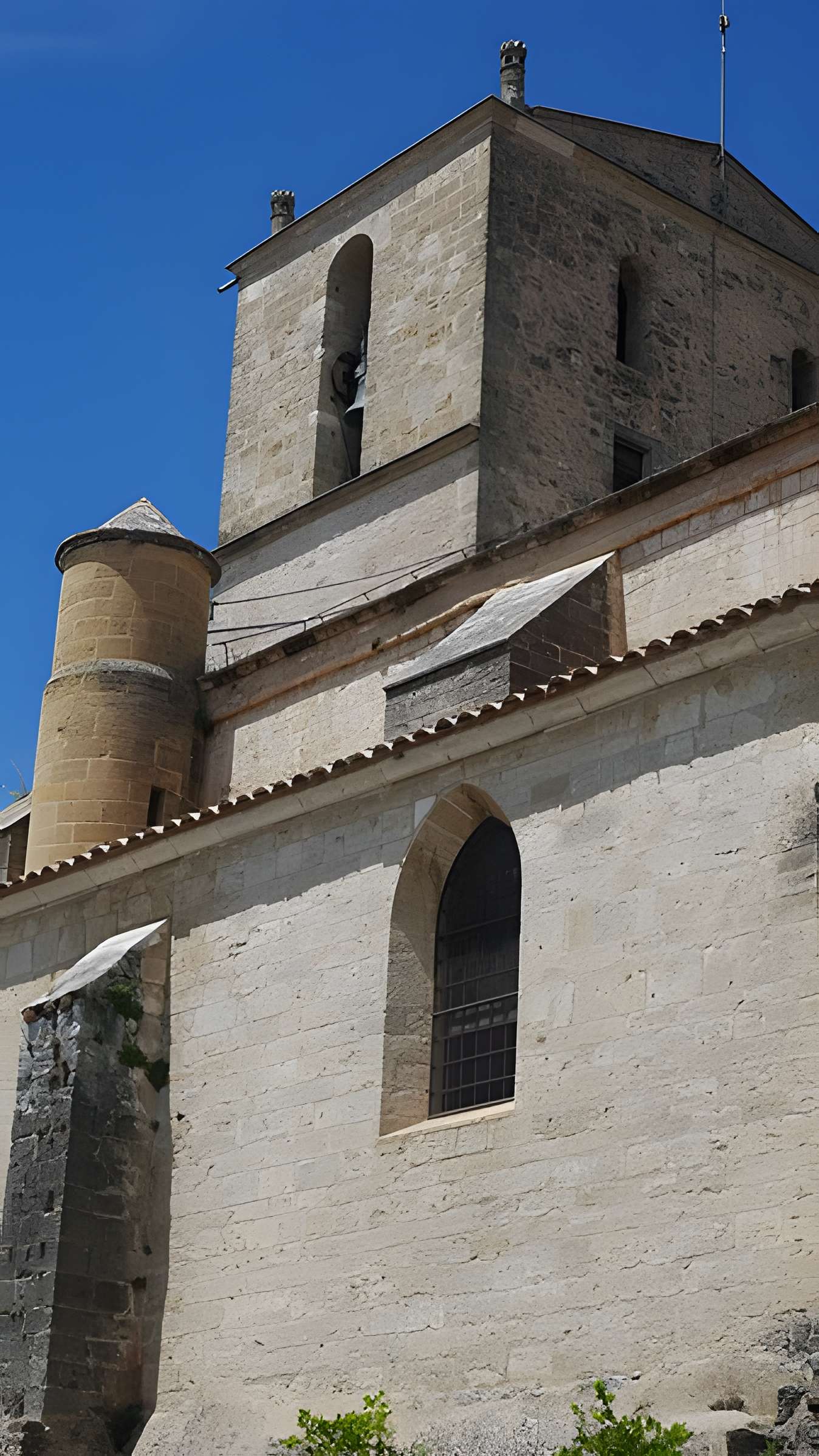 Église Notre-Dame-de-Beaulieu de Cucuron