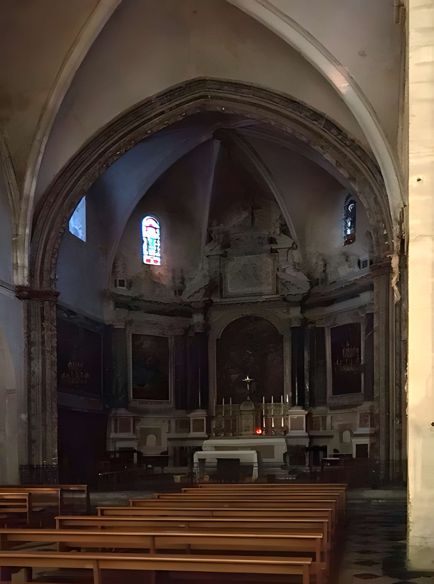 Église Notre-Dame-de-Beaulieu de Cucuron