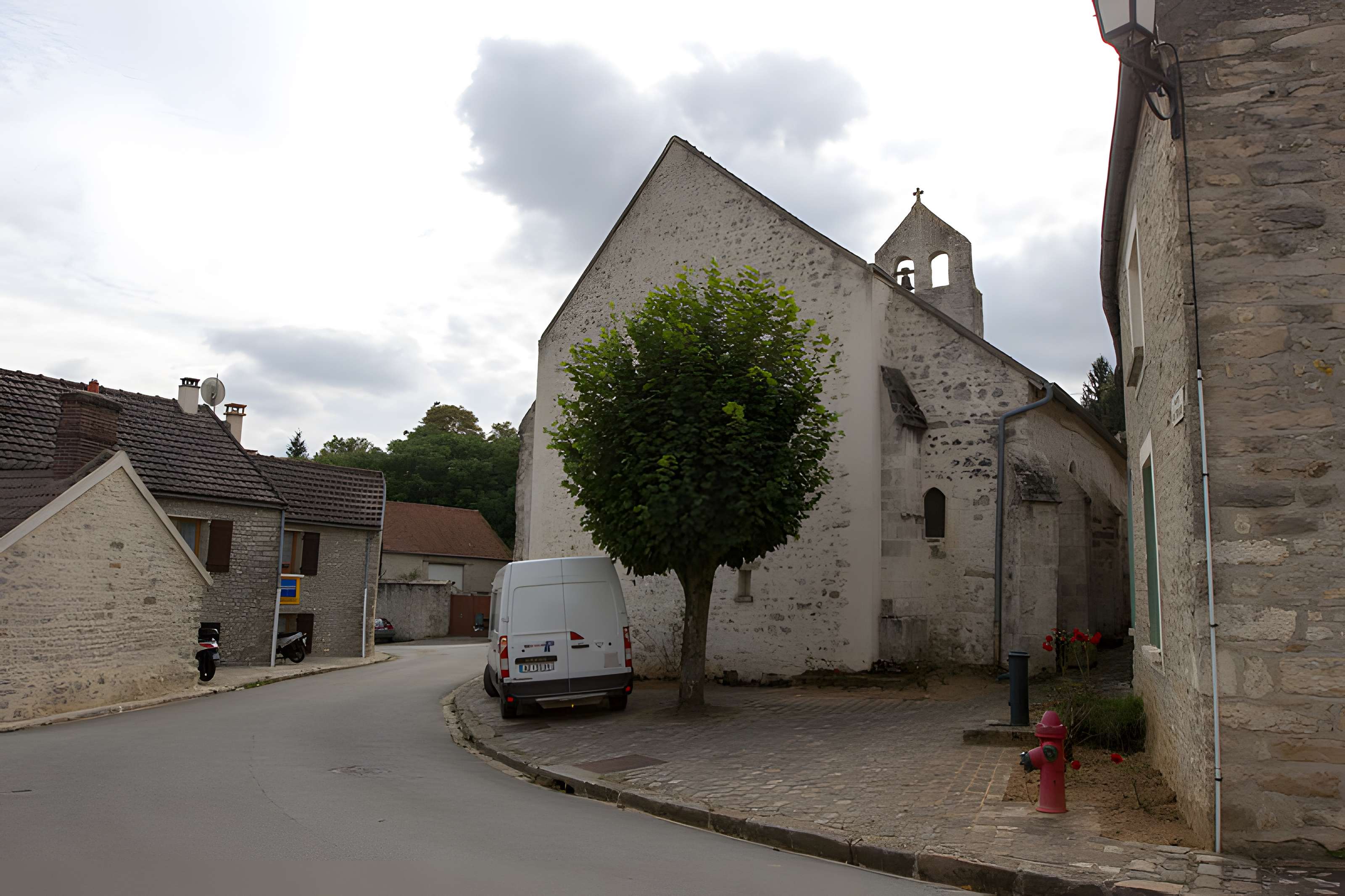 Église Notre-Dame-de-Bon-Secours d'Orveau