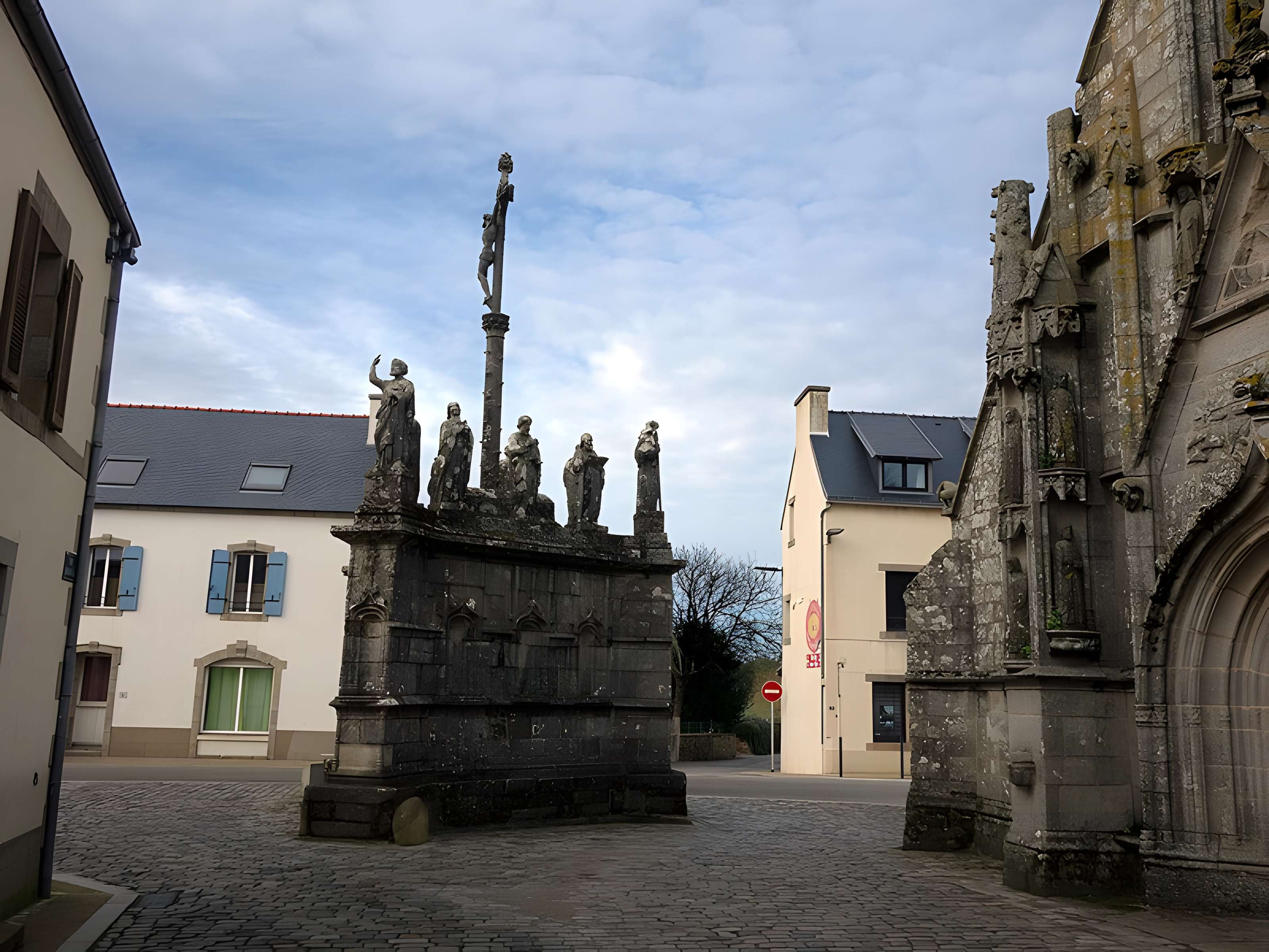 Église Notre-Dame-de-Confort de Meilars