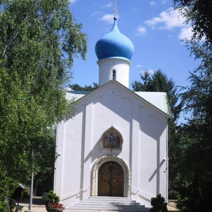 Photo de Église Notre-Dame-de-la-Dormition de Sainte-Geneviève-des-Bois